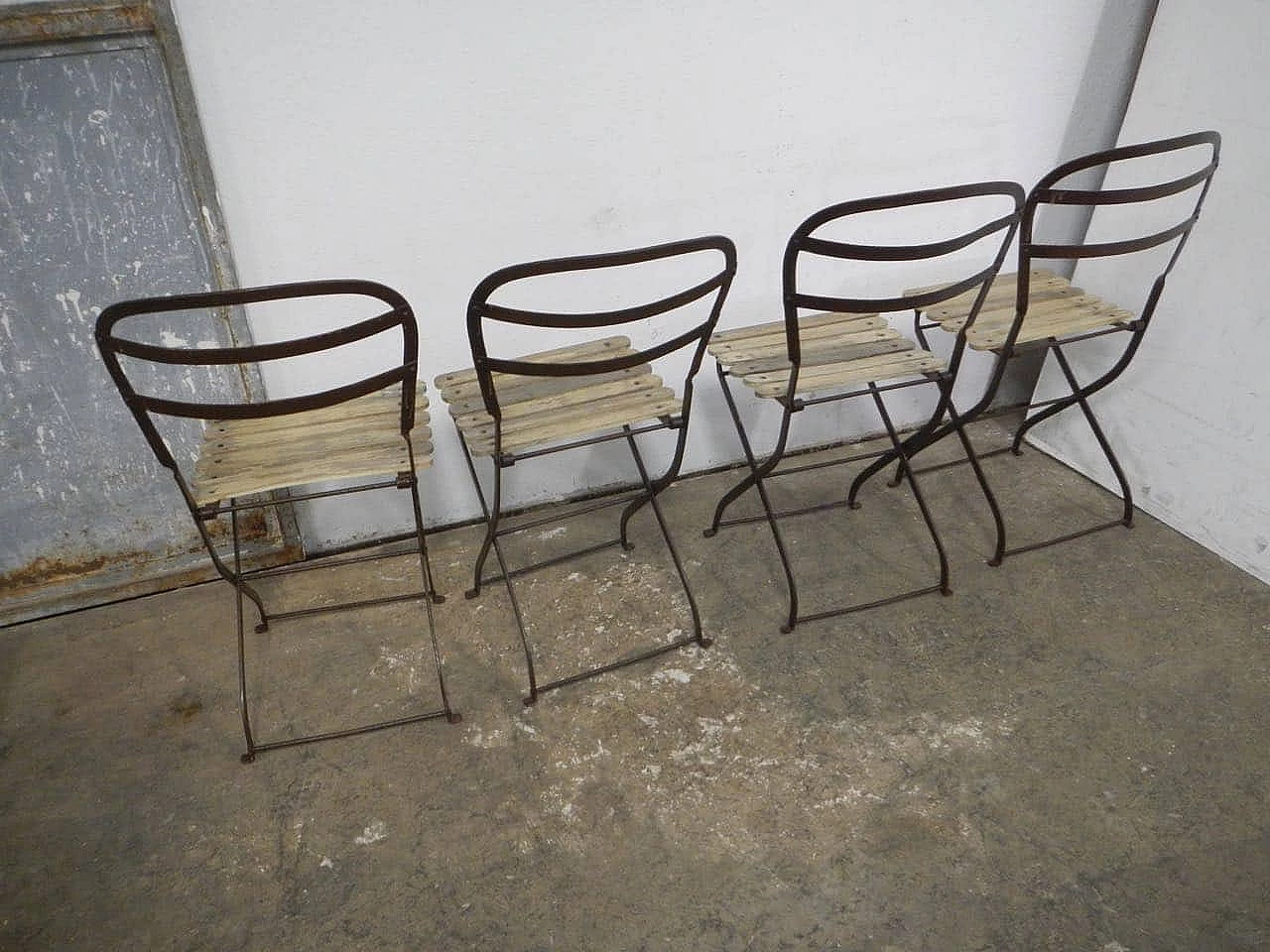 4 Garden chairs in iron and spruce, 1950s 3
