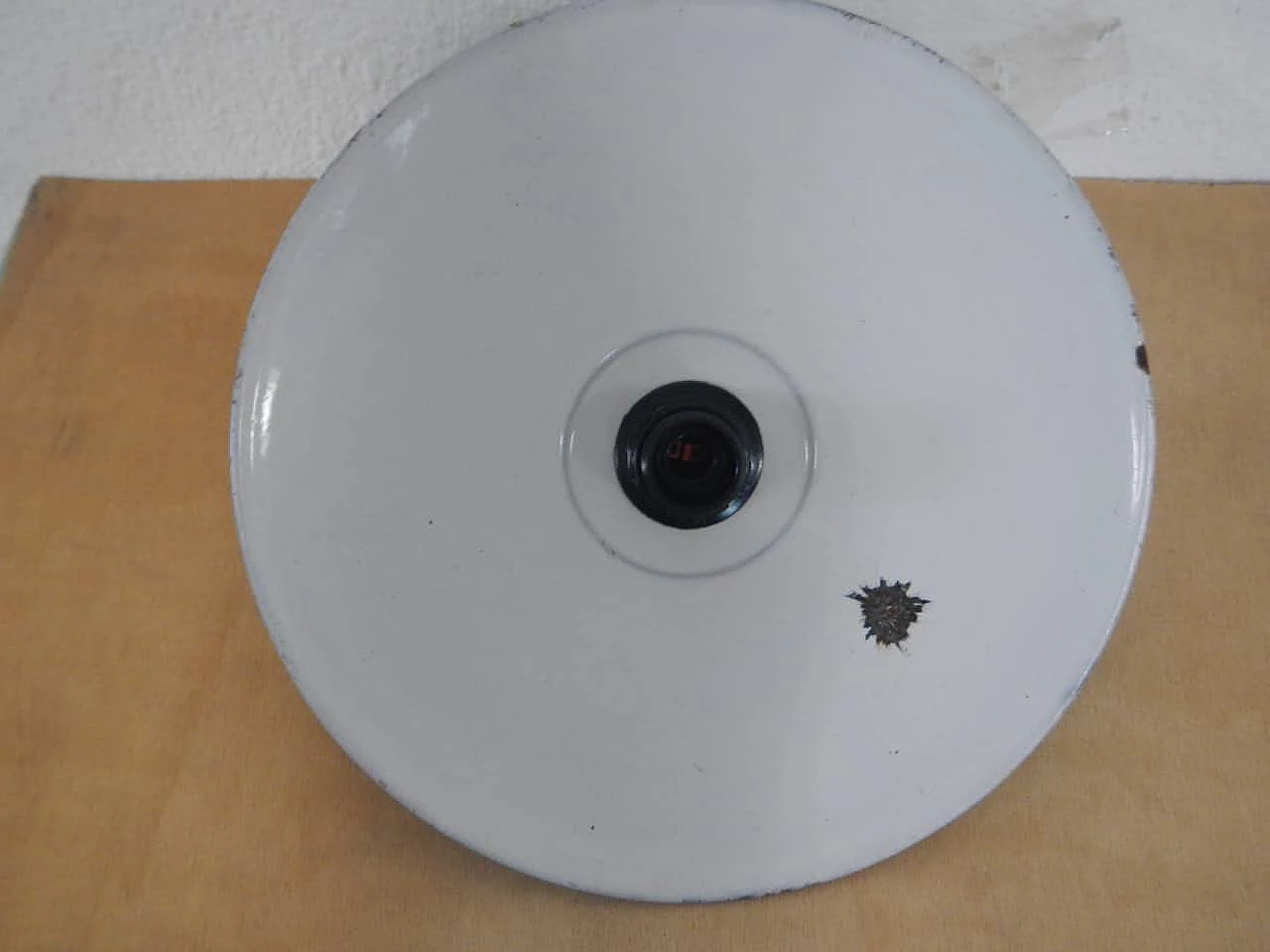 Green metal disc ceiling lamp, 1940s 4