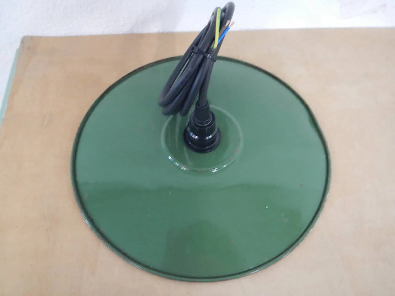 Green metal disc ceiling lamp, 1940s 9