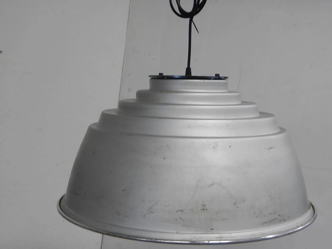 Industrial bell-shaped aluminium chandelier D581950, 1950s 1