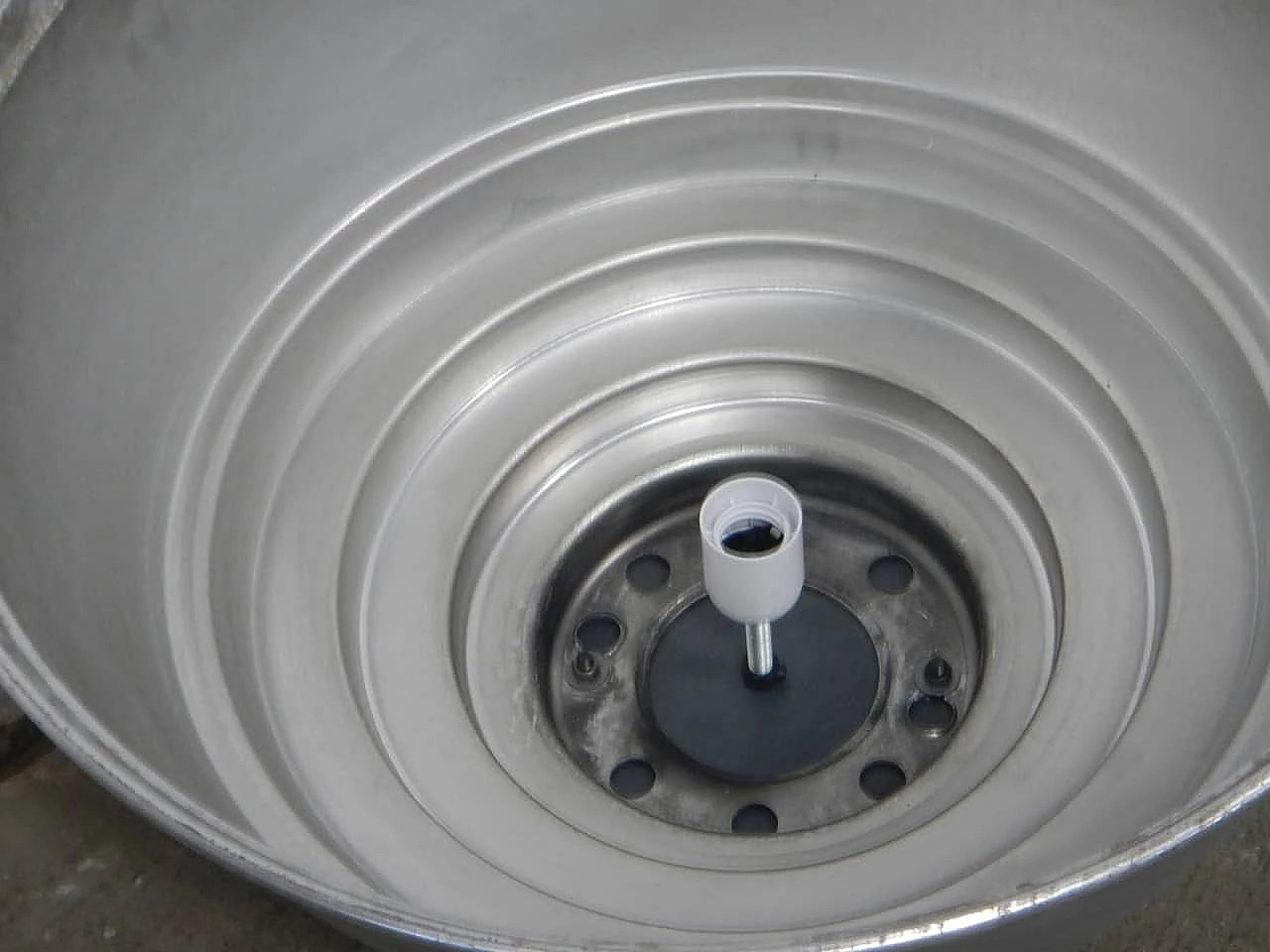 Industrial bell-shaped aluminium chandelier D581950, 1950s 7