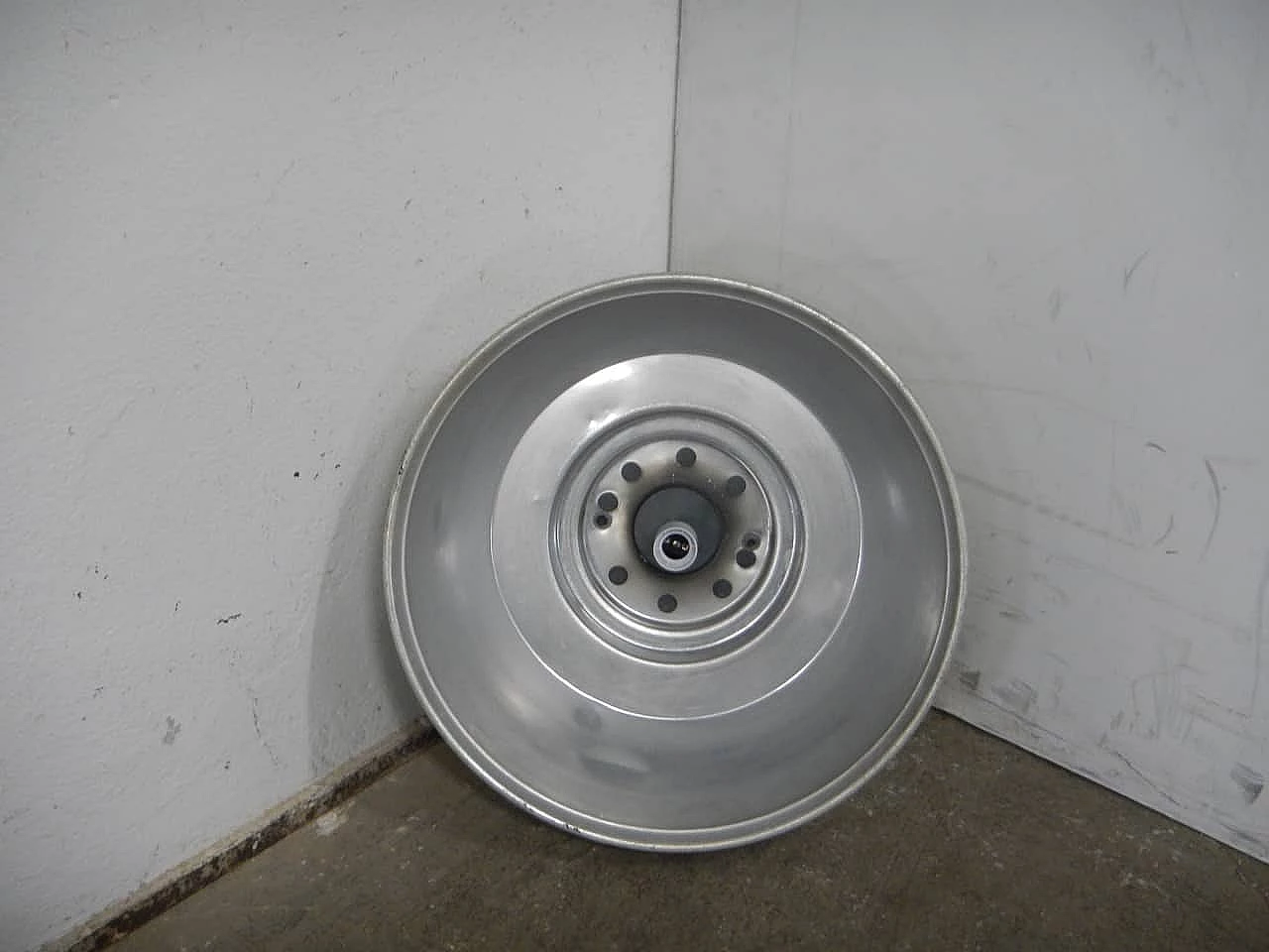 Industrial aluminium bell-shaped lamp D481950, 1950s 6