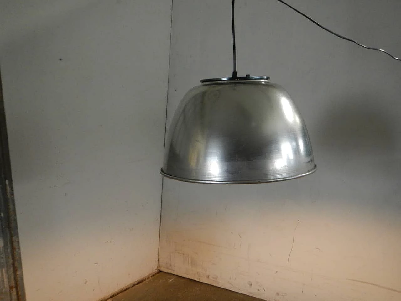 D41 1950 industrial aluminium lamp, 1950s 7