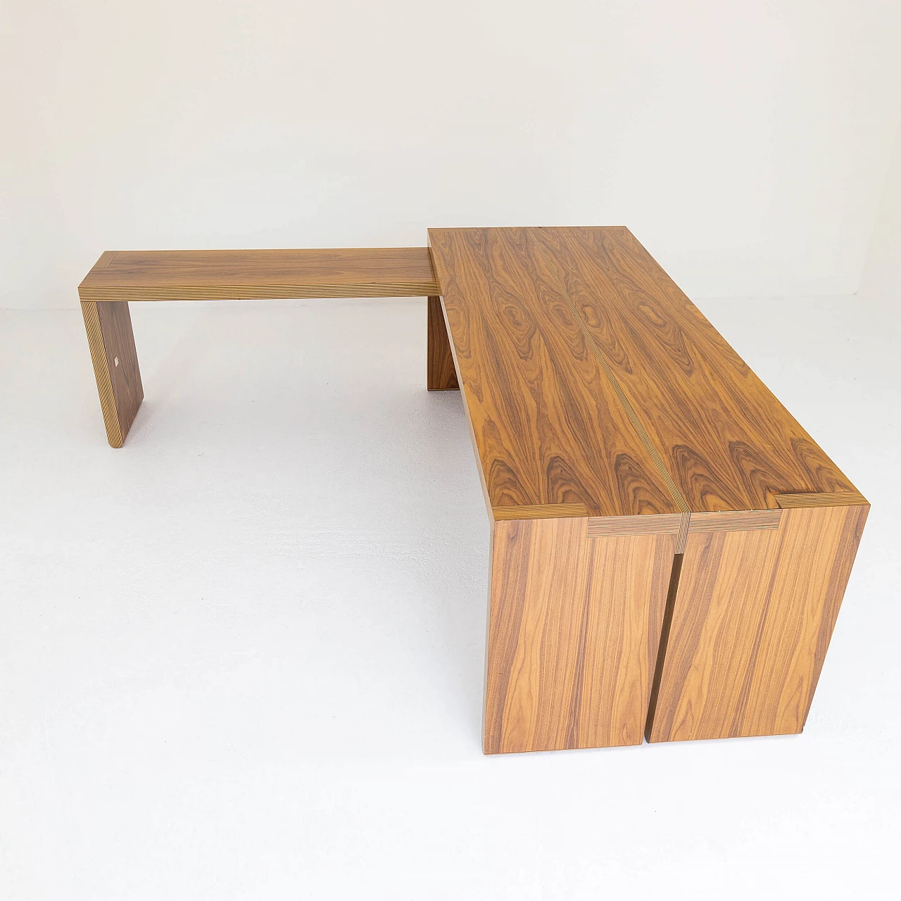 Walnut desk with dactyl, 1960s 31