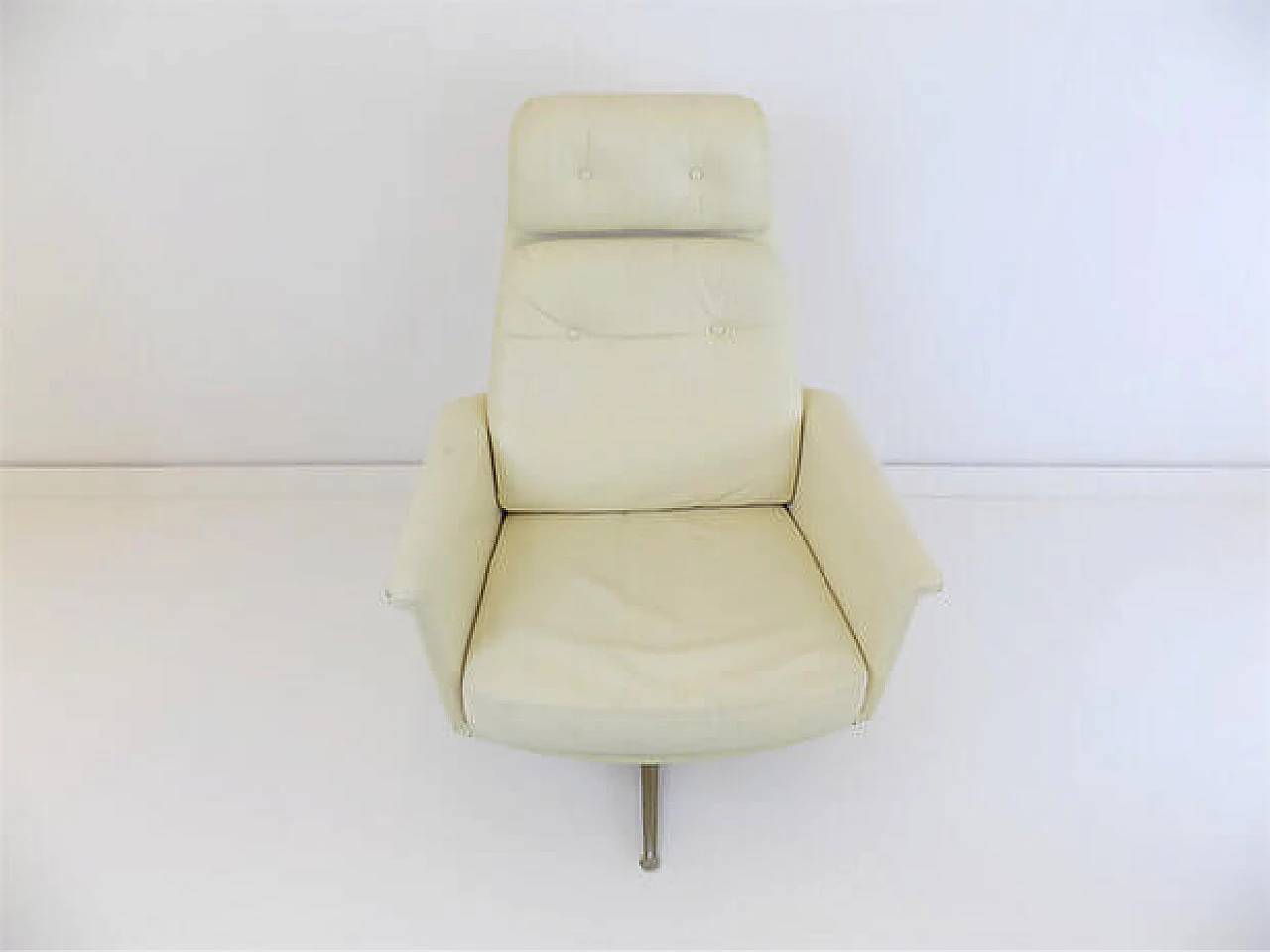 Ivory leather and aluminum armchair by Horst Brüning for COR, 1960s 10