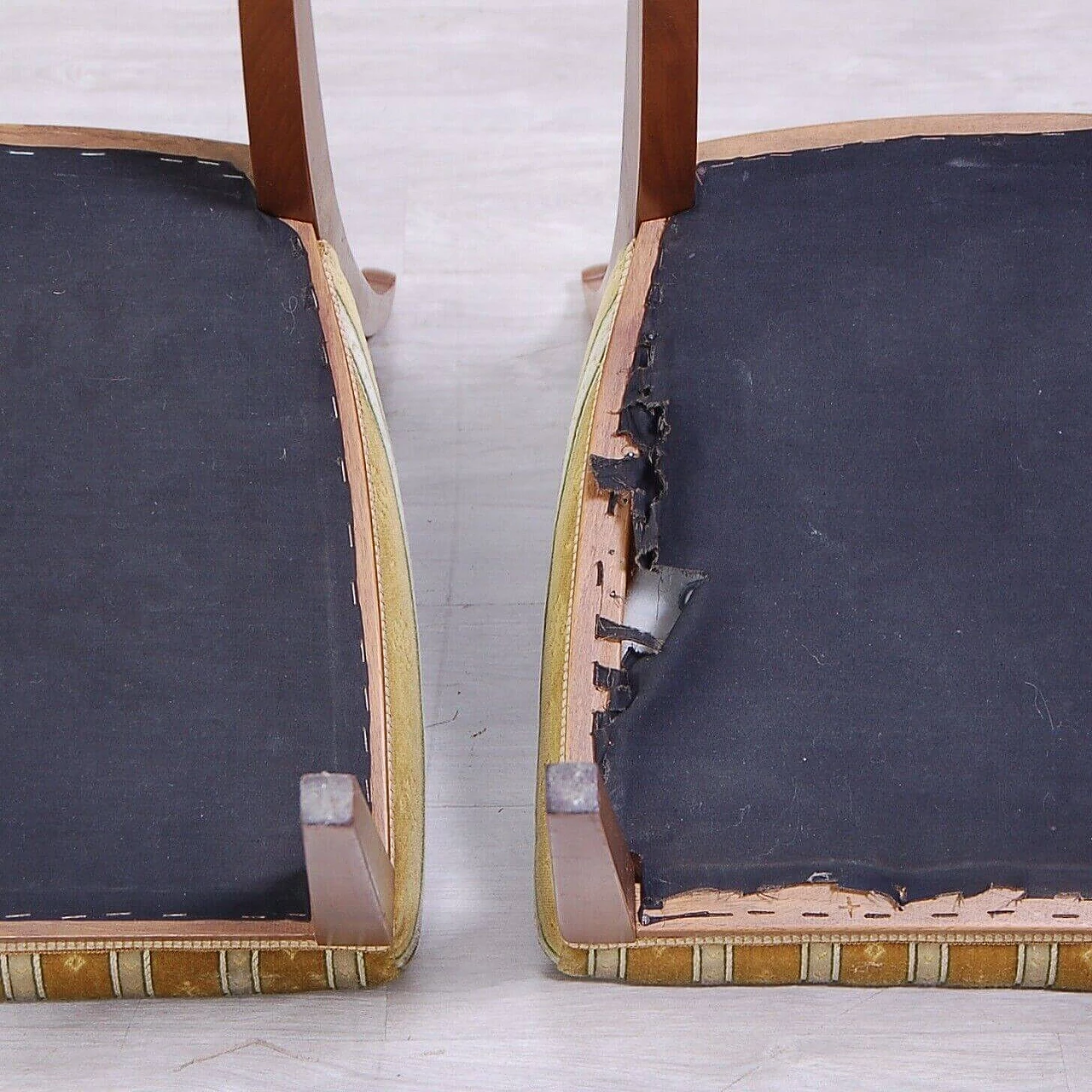 8 Sedie Art Déco in legno e velluto, anni '40 14