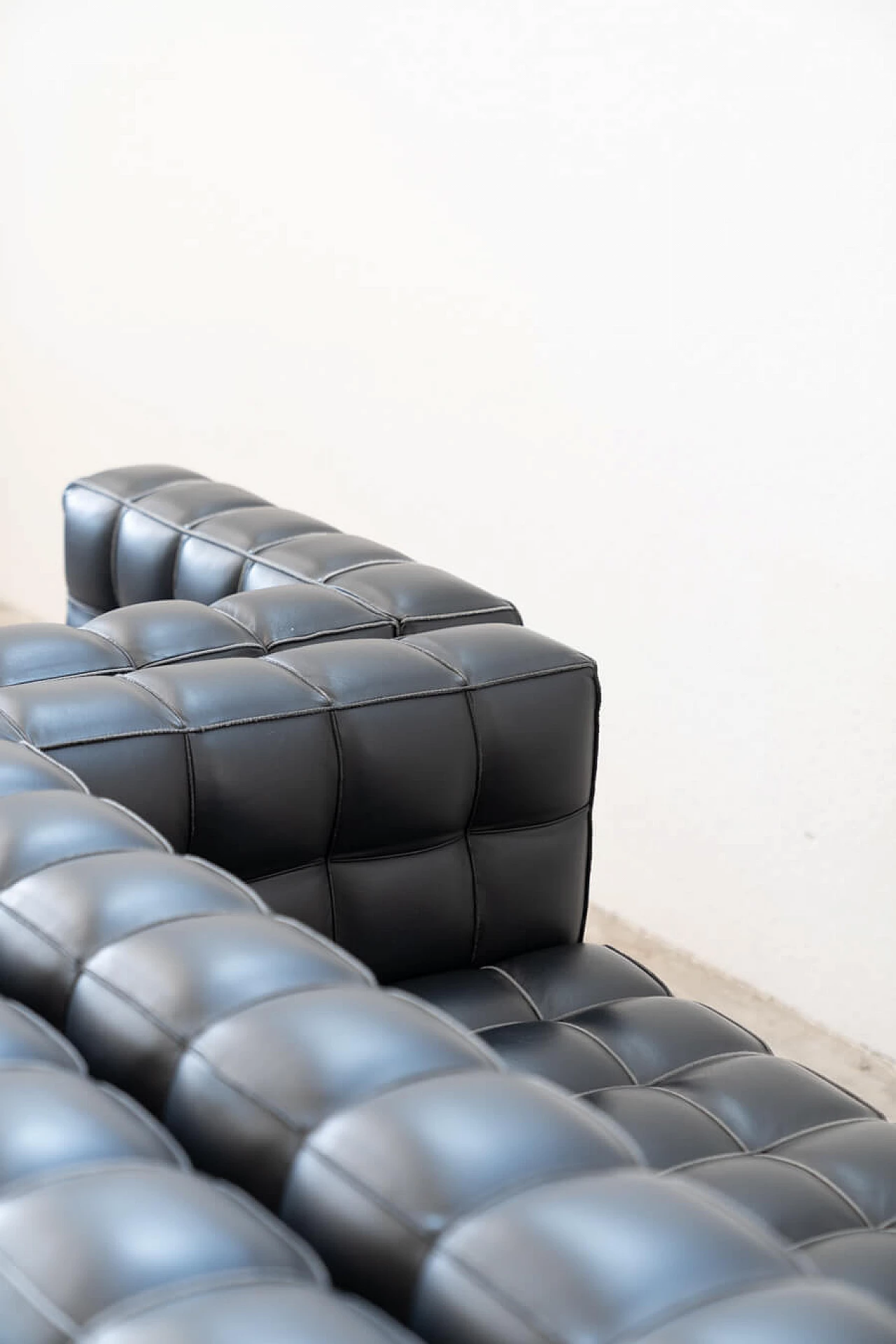 4 Divani Kubus di Josef Hoffmann per Wittmann, anni '80 17