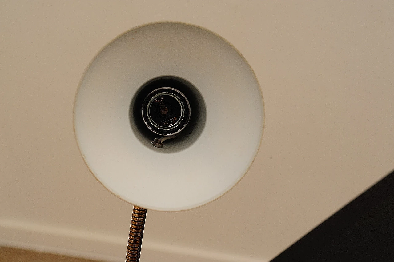 Lampada da tavolo tedesca in bachelite marrone, anni '70 4