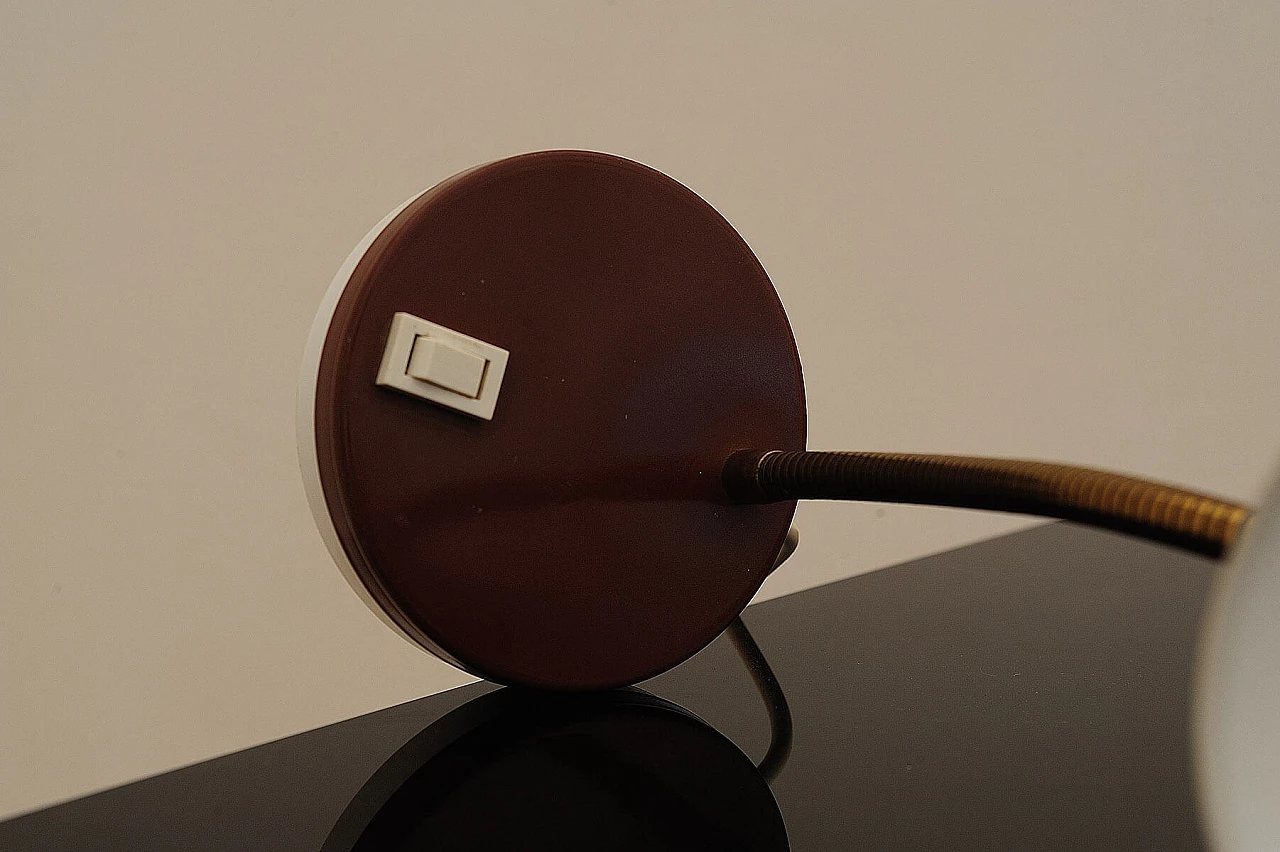 Lampada da tavolo tedesca in bachelite marrone, anni '70 5