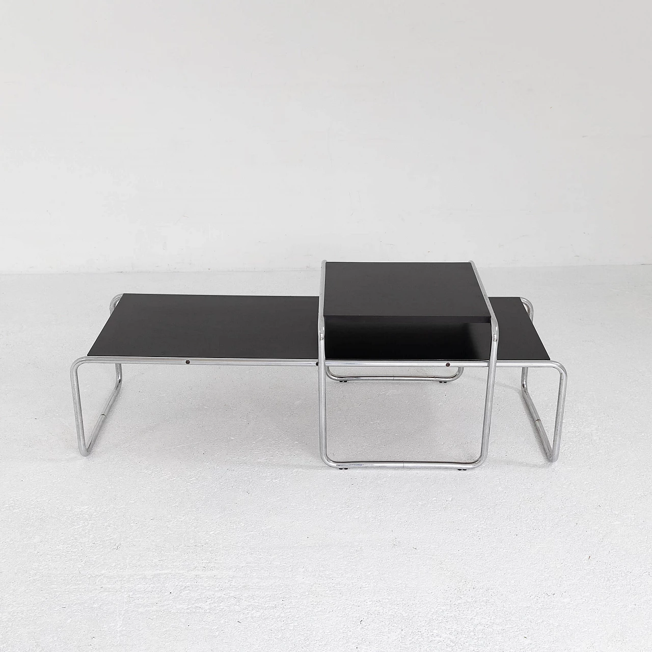 Pair of Laccio Black side tables by Marcel Breuer for Gavina, 1970s 6