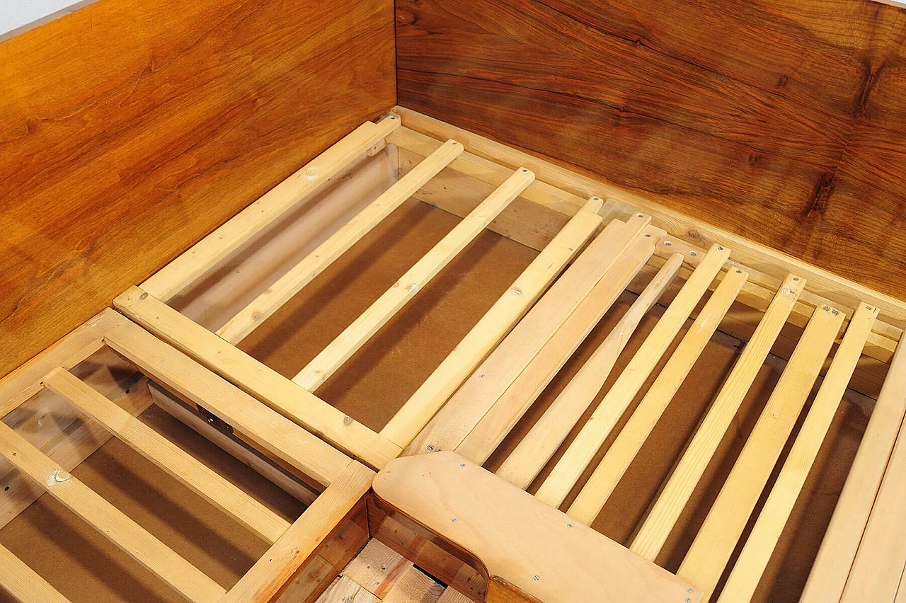 Divano letto angolare di Jindřich Halabala per UP Zavody, anni '50 11