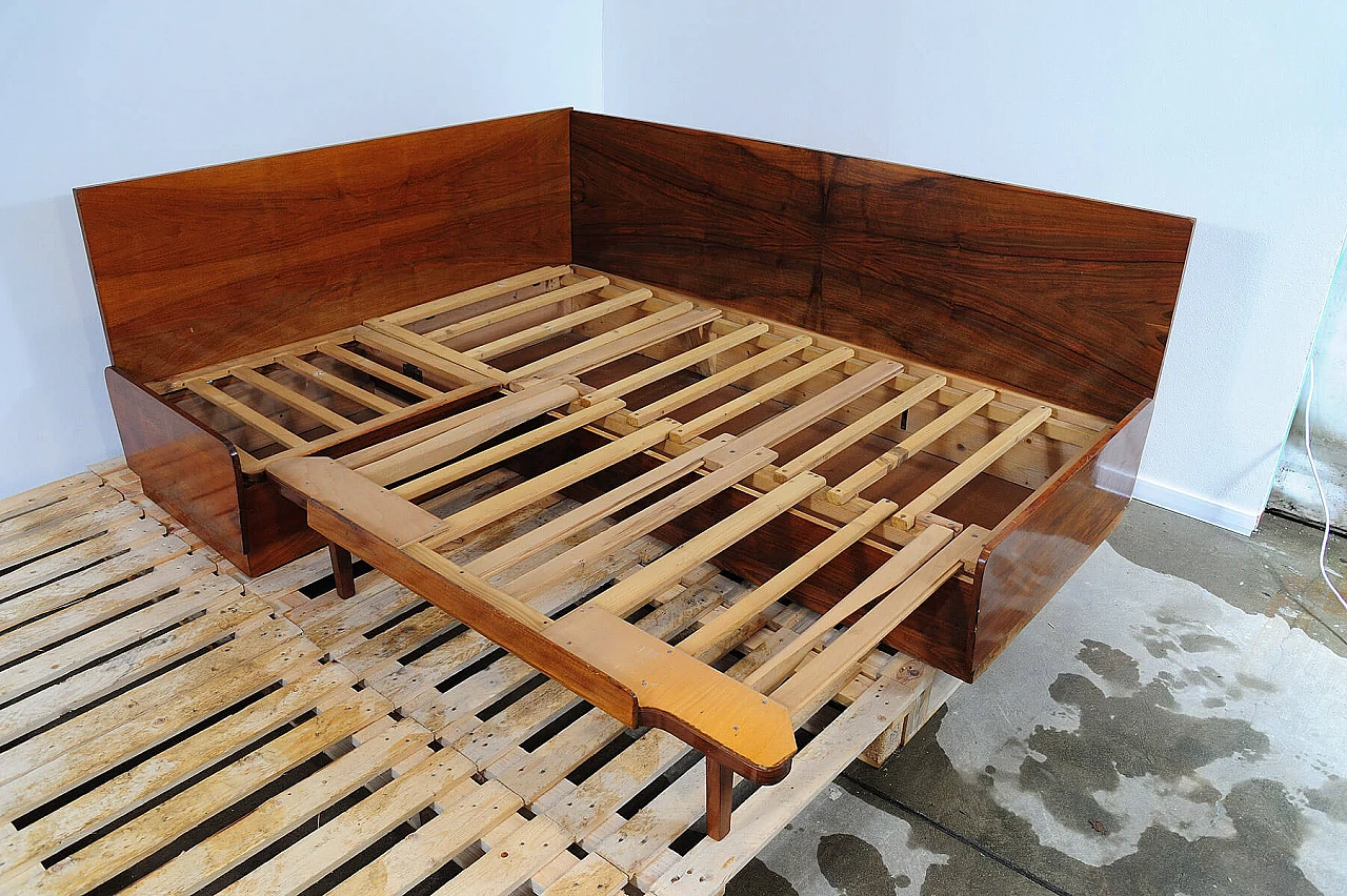 Divano letto angolare di Jindřich Halabala per UP Zavody, anni '50 15