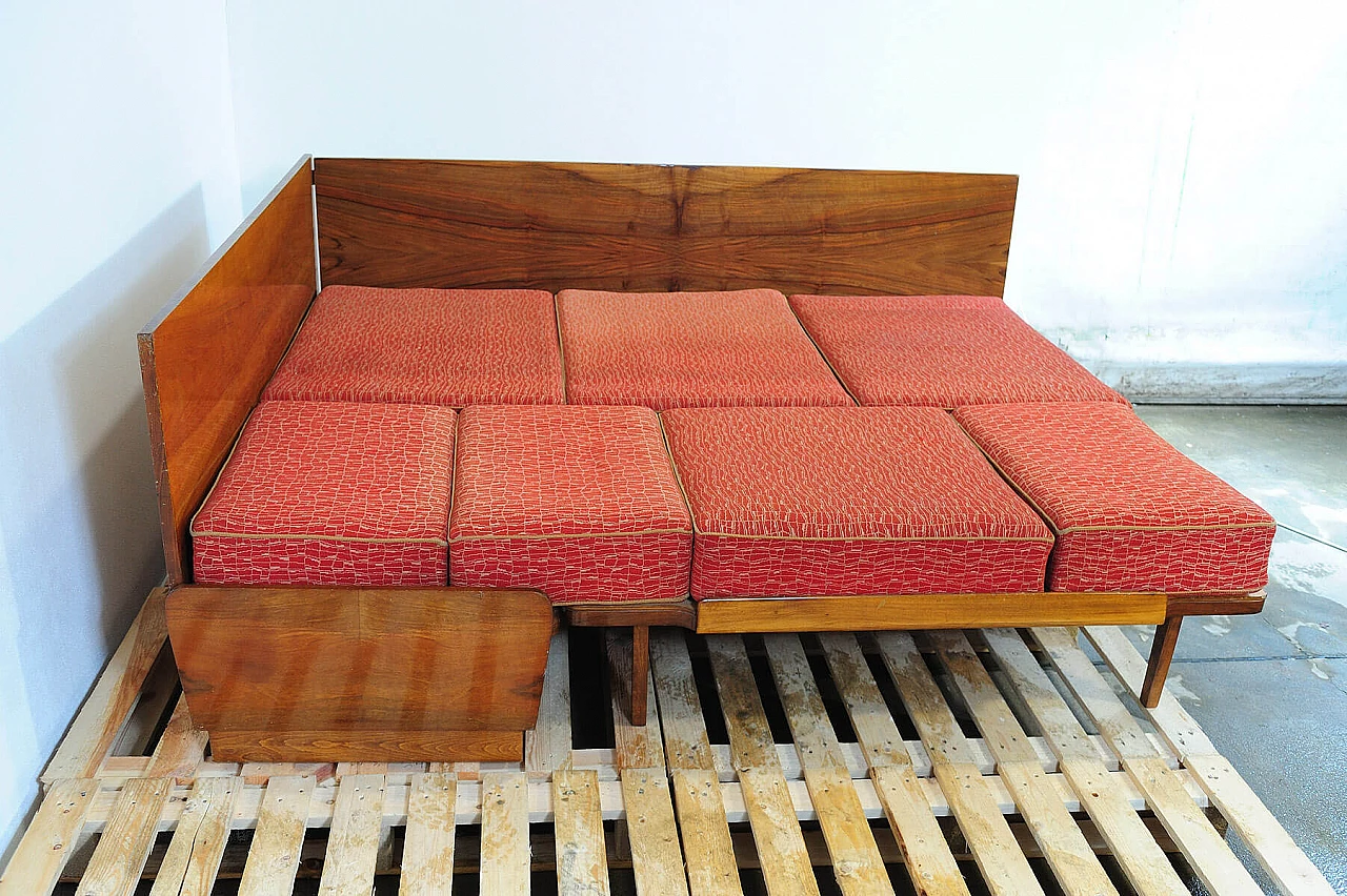 Divano letto angolare di Jindřich Halabala per UP Zavody, anni '50 26