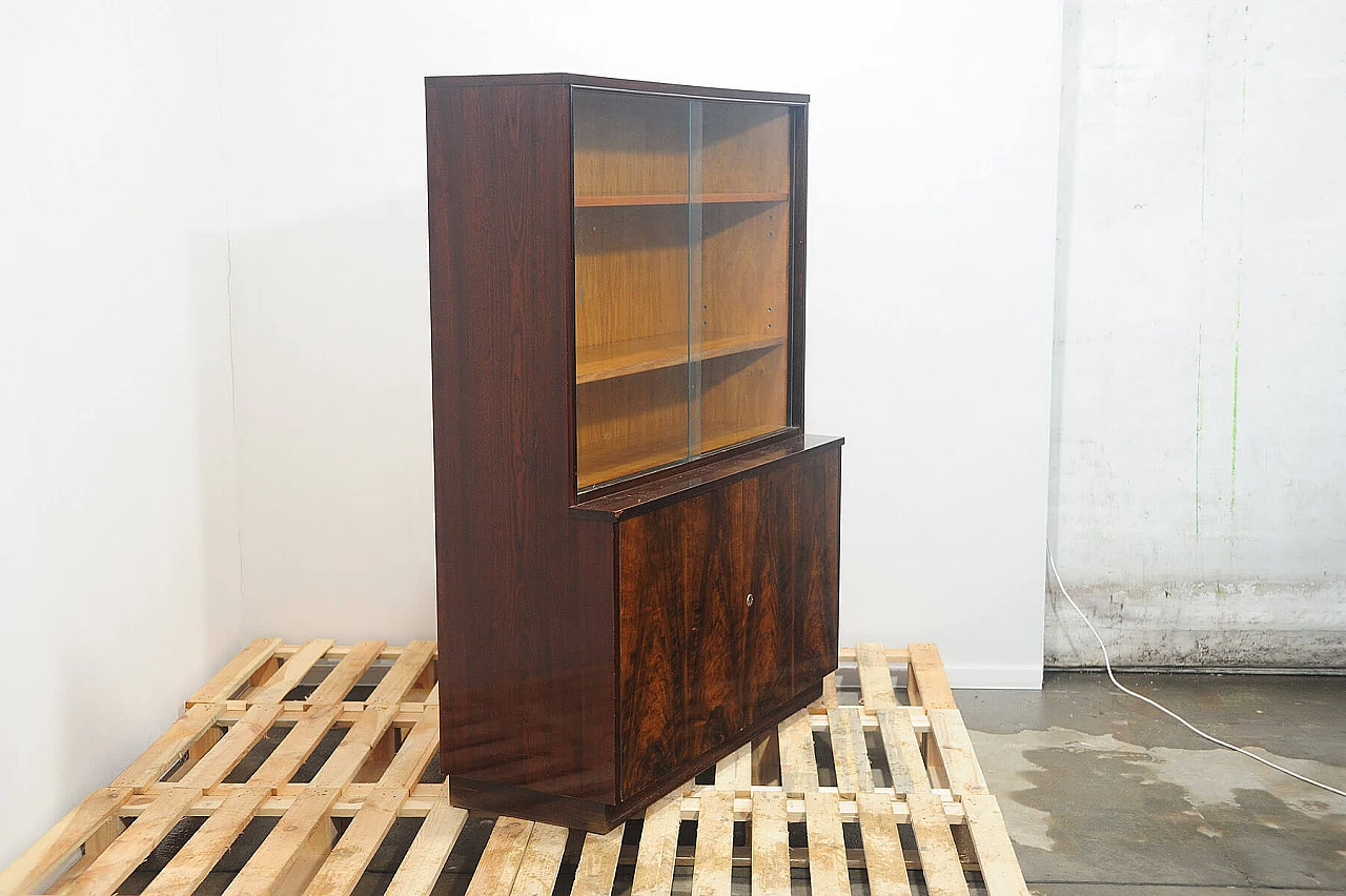 Libreria in noce con vetrina di Setona, anni '50 16