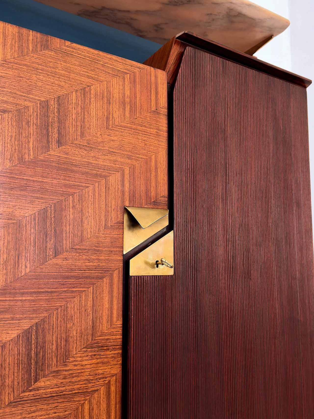 Credenza con vano bar di La Permanente Mobili Cantù, anni '50 13