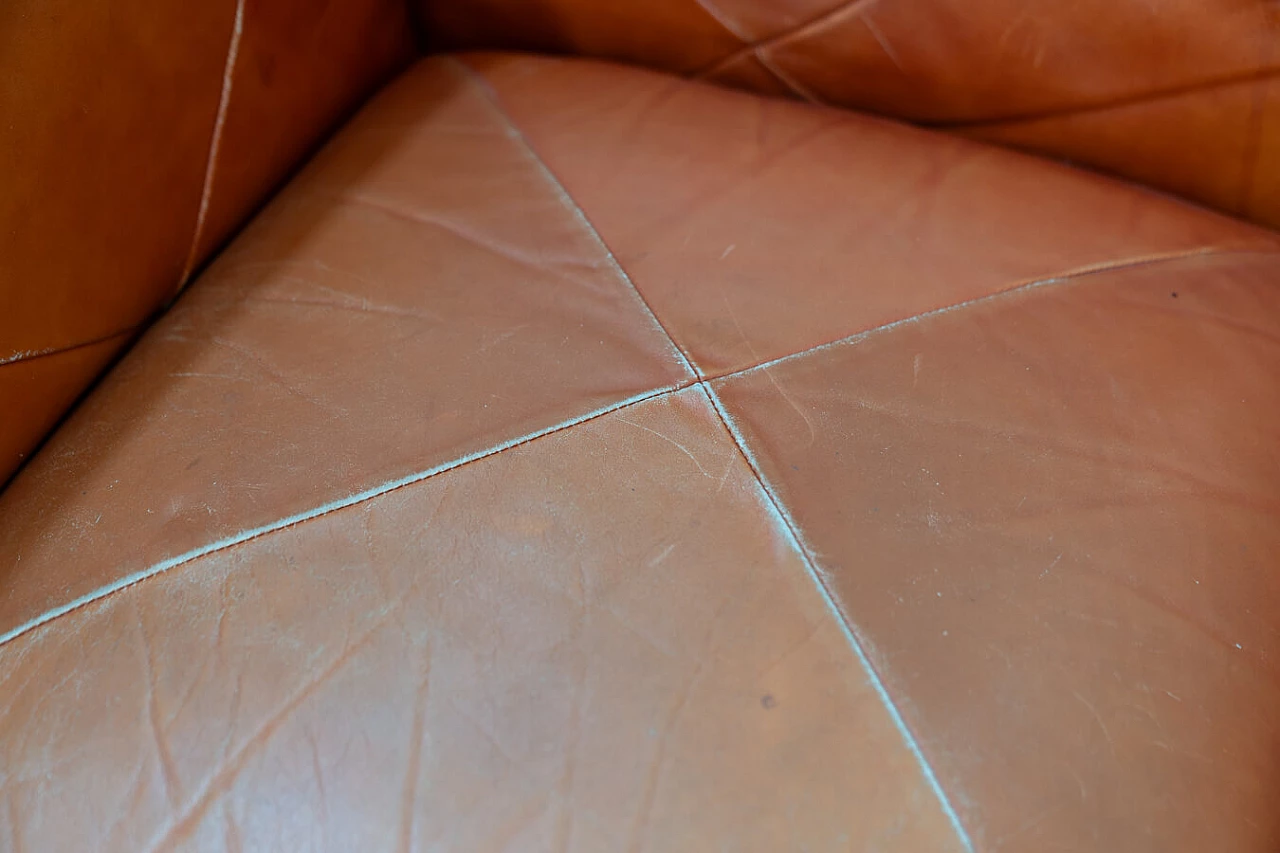 Coppia di divani e pouf Techniform in pelle arancione di Mario Marenco per Arflex, anni '70 1373396