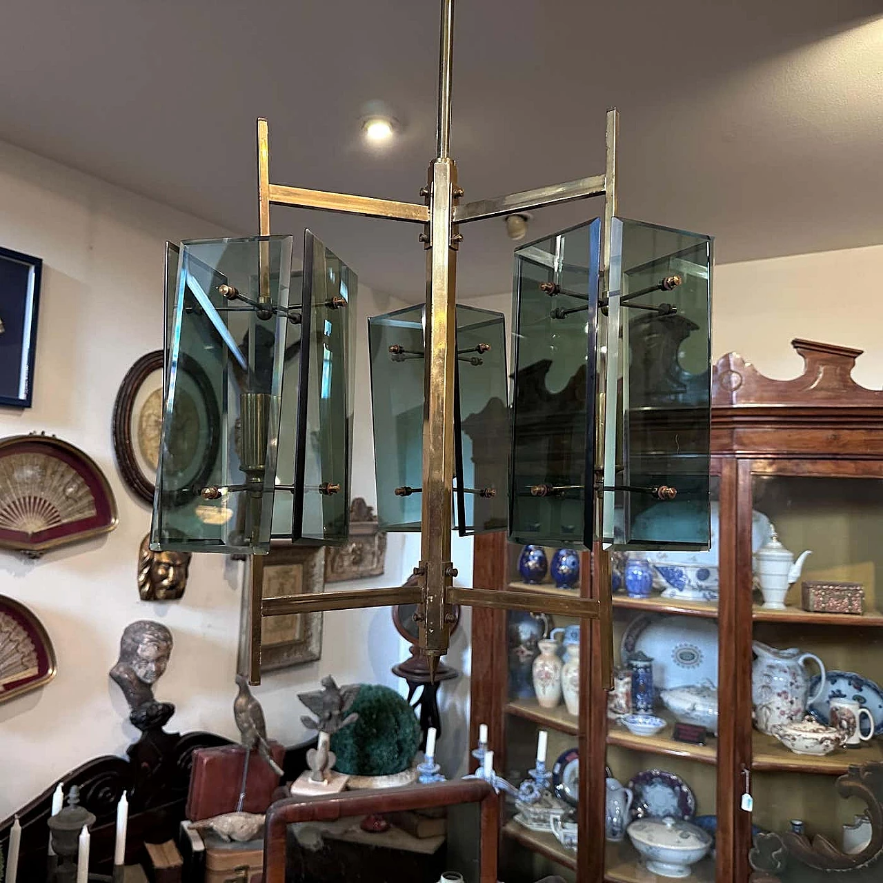 Lampadario in ottone e vetro verde di Cristal Art, anni '70 9