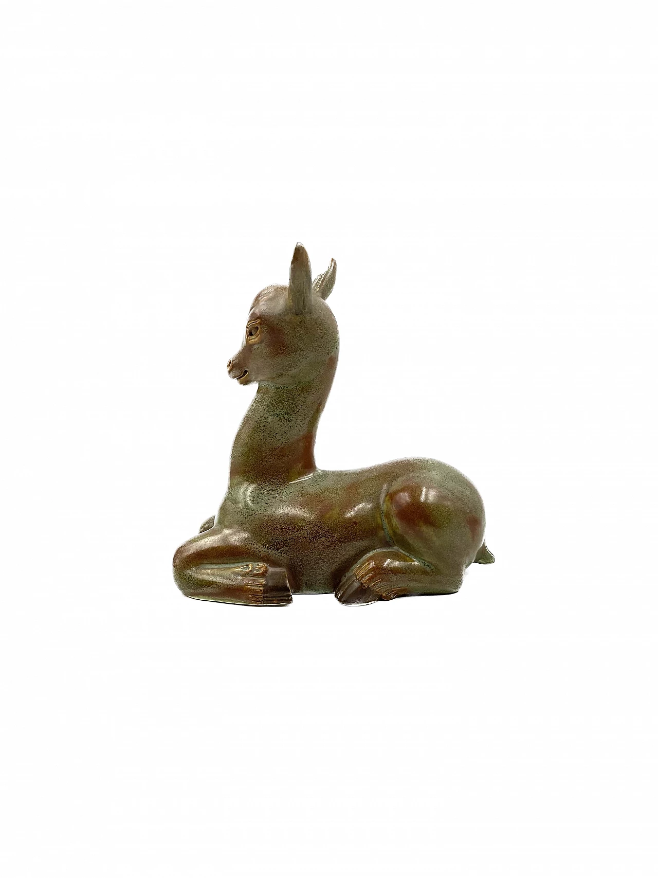 Cervo accovacciato in ceramica di Giovanni Gariboldi per Richard Ginori, anni '40 6