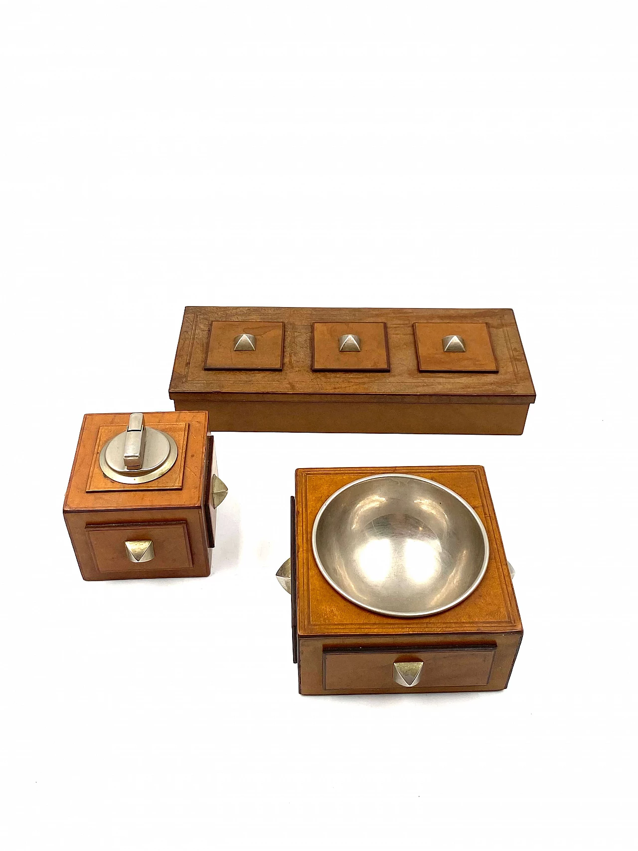 Posacenere, accendino e scatola in legno, pergamena e ottone, anni '50 14
