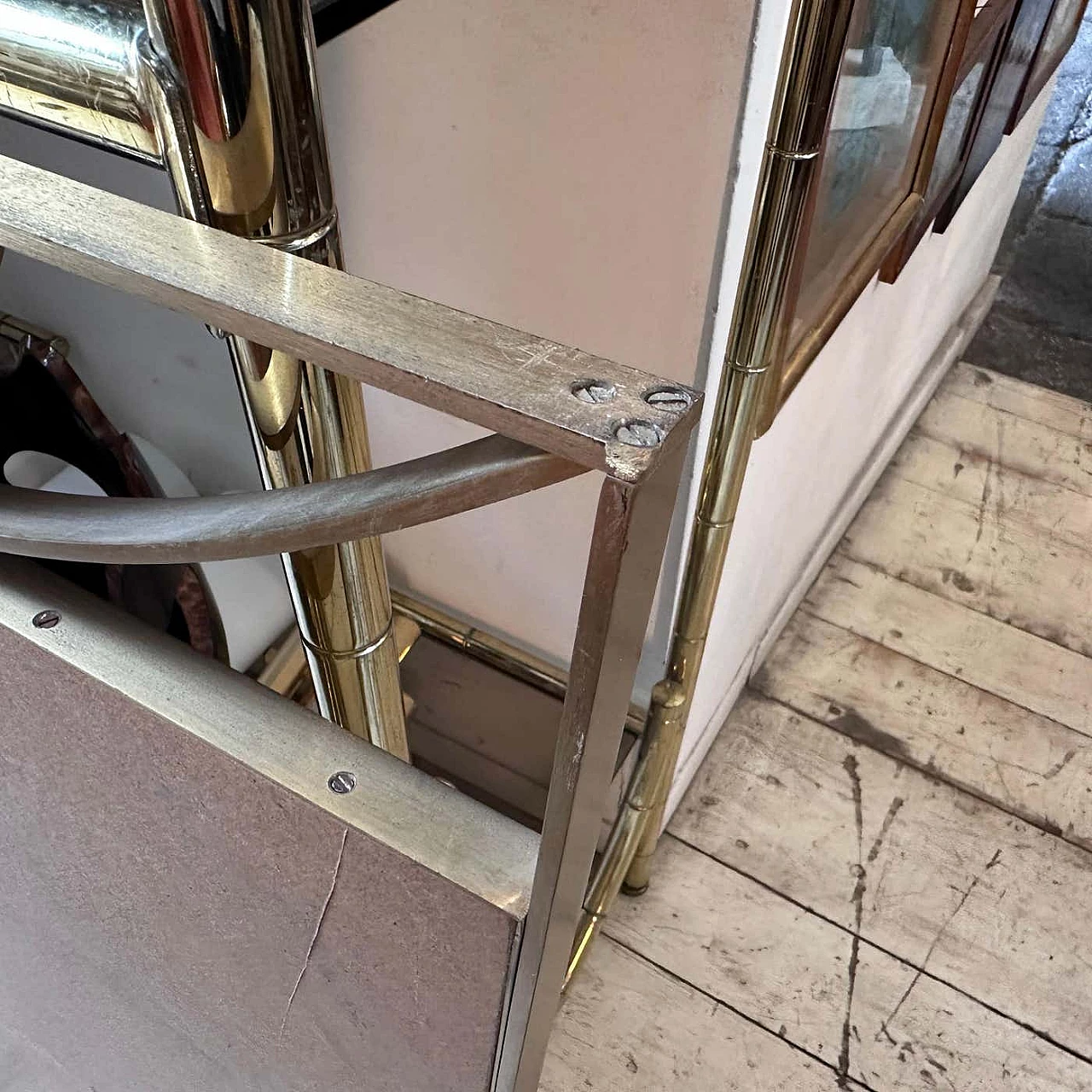 Solid brass rectangular wall mirror by Luciano Frigerio, 1960s 12
