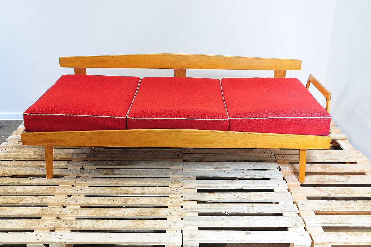 Divano letto cecoslovacco in faggio, anni '60 20