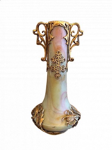Vaso Sevres in pasta di vetro con applicazioni in metallo dorato, inizio '900