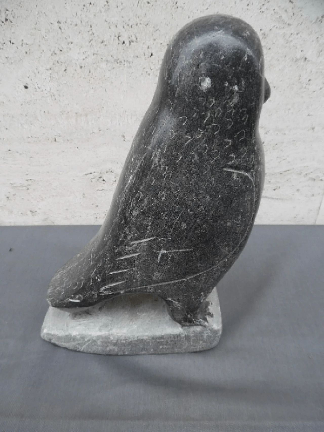 Scultura Inuit di gufo in pietra di Canada Eskimo Art Esquimau, anni '70 2