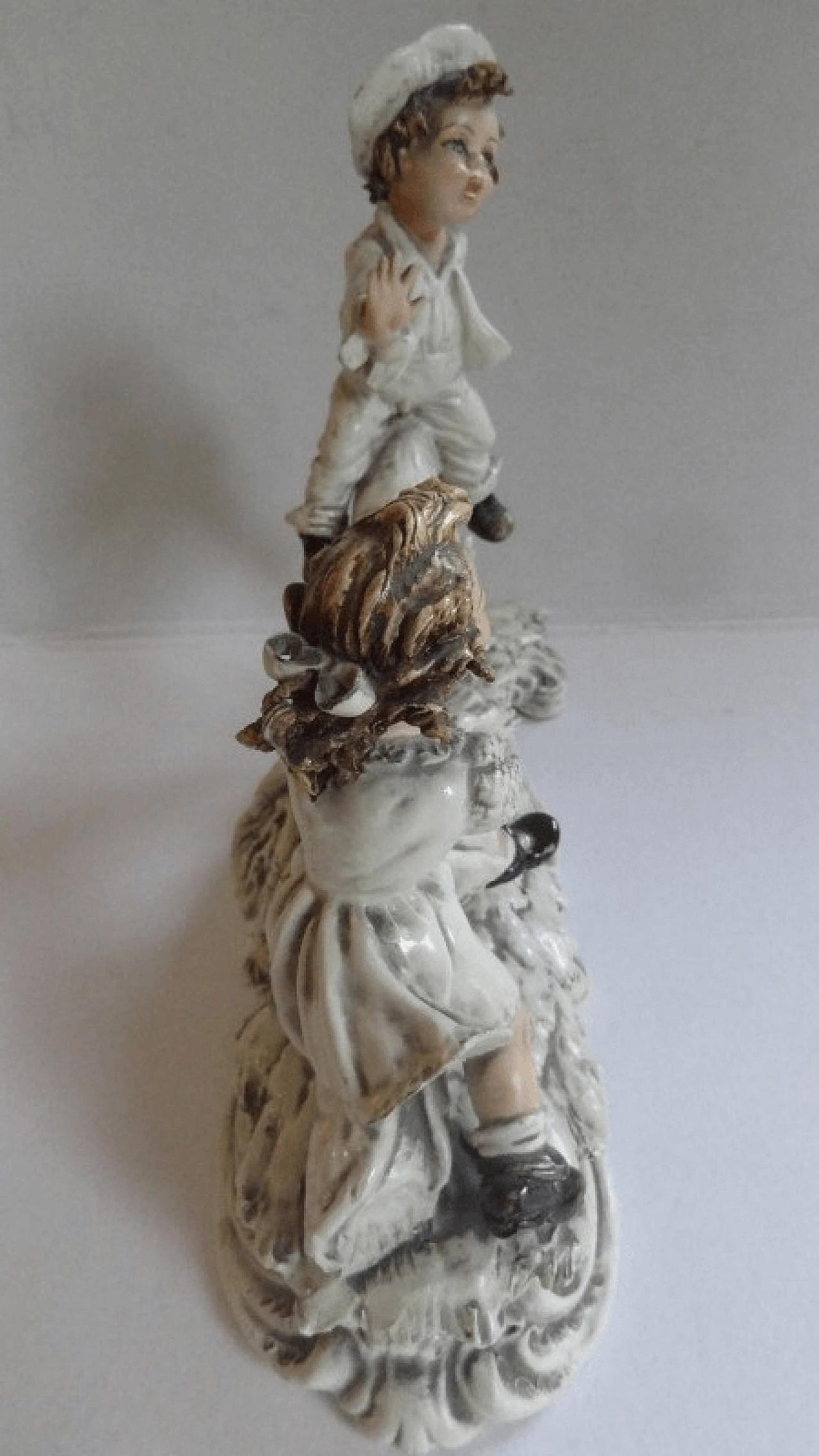 Capodimonte porcelain couple of children sculpture 1