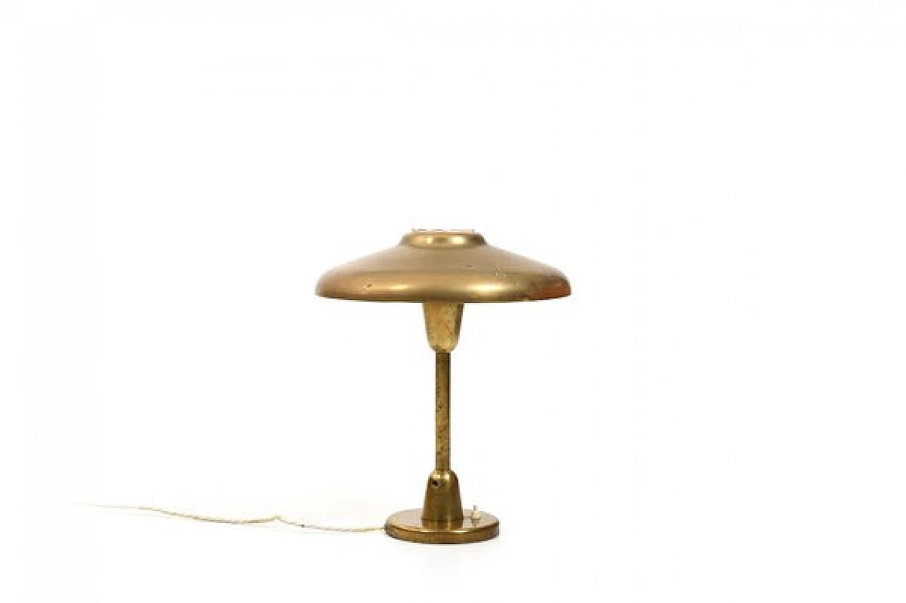 Lampada da tavolo danese in ottone attribuita a Lyfa, anni '50 1