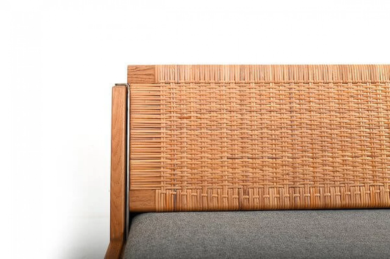 GE-258 oak and cane dormeuse by Hans J. Wegner for Getama, 1950s 6