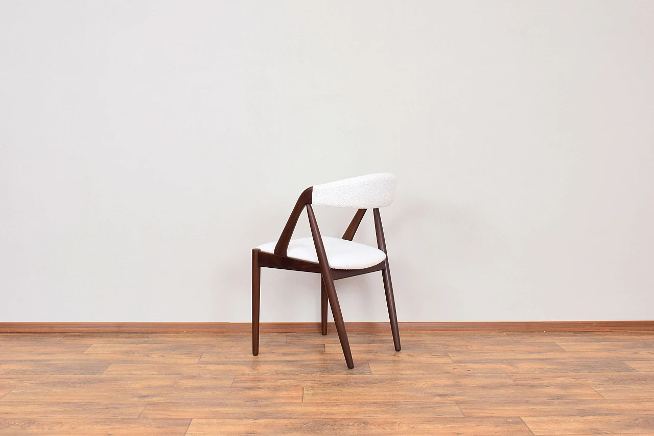 4 Chairs 31 in teak and bouclé by Kai Kristiansen for Schou Andersen, 1960s 5