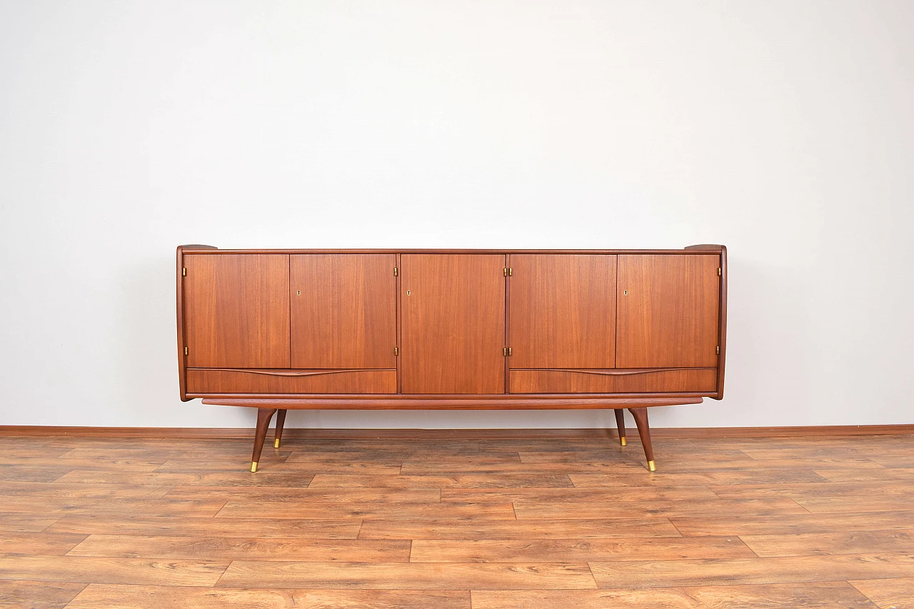 Teak sideboard by Sven Andersen Møbelfabrikk, 1960s 1