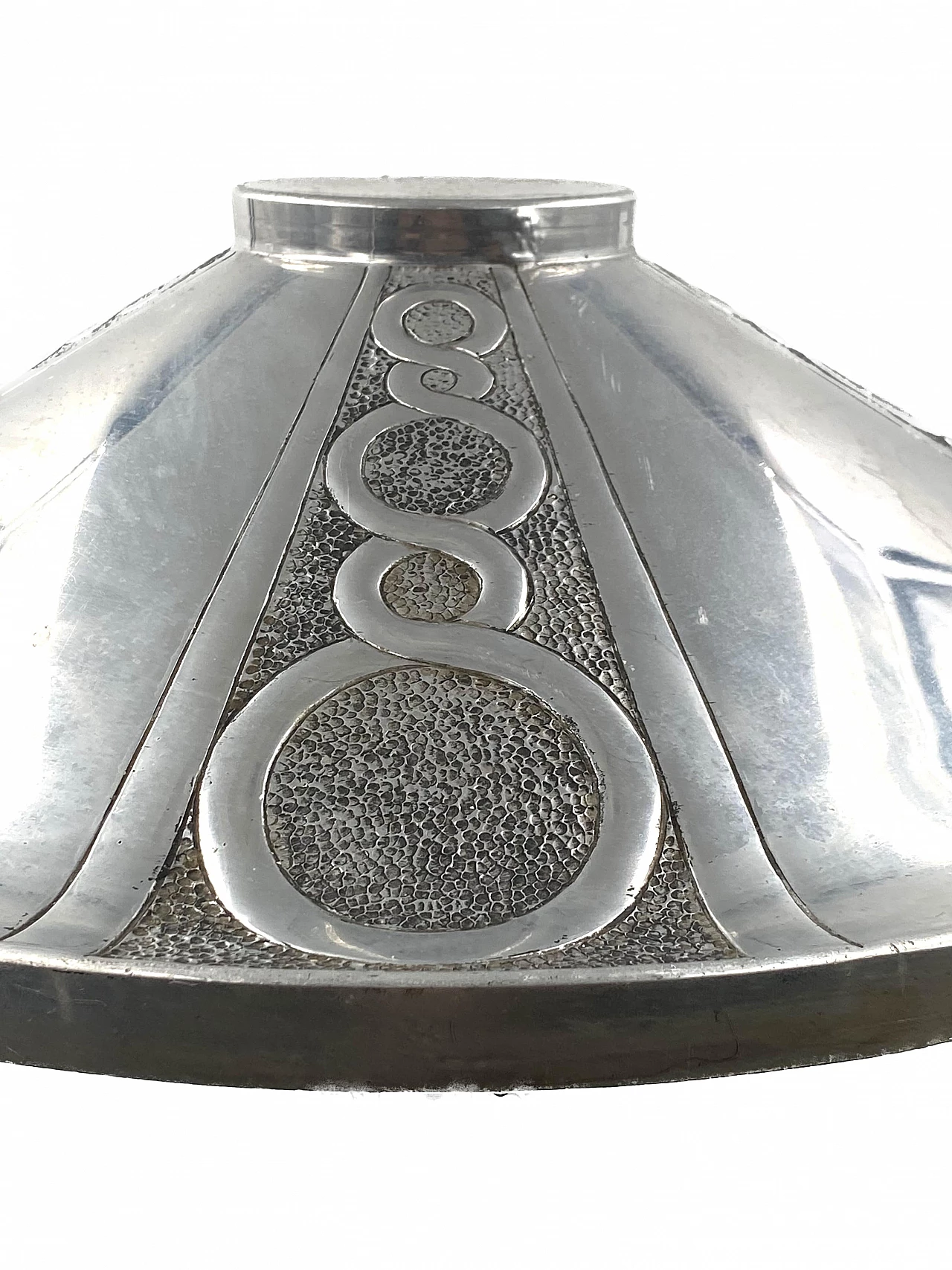 Art Deco embossed metal table lamp, 1920s 19