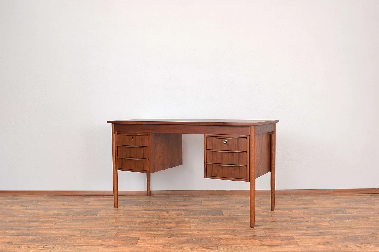Teak desk in the style of Gunnar Nielsen, 1960s 2