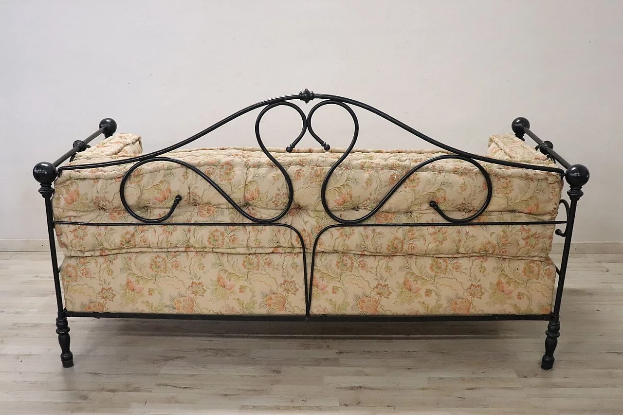 Wrought iron sofa with curl and scroll decoration, late 19th century 6