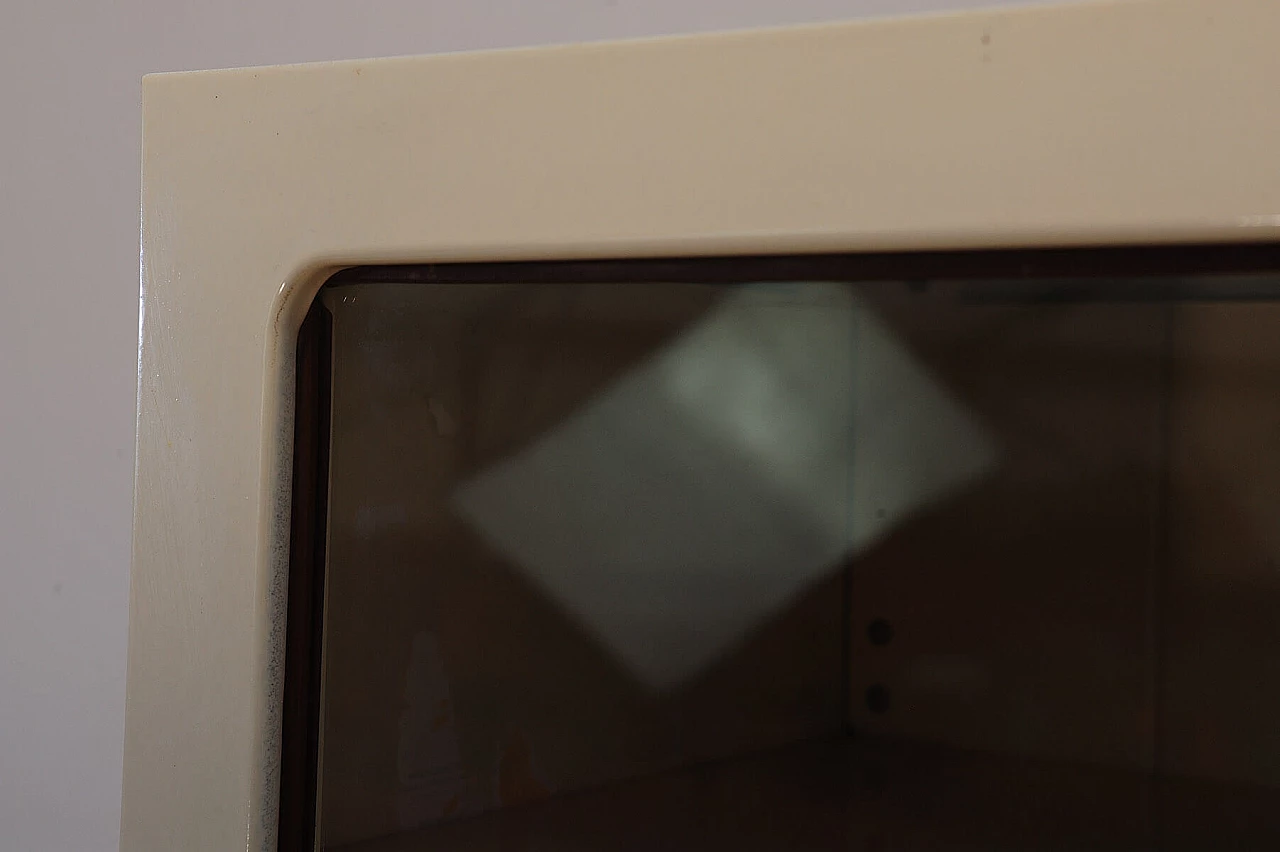 Armadietto medico cecoslovacco in metallo e vetro, anni '50 18