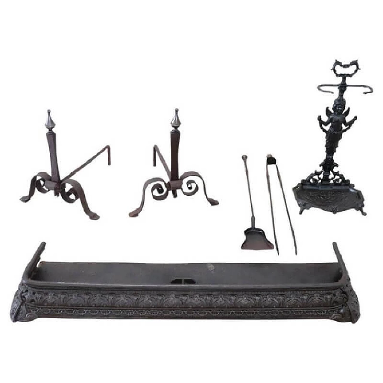 6 Fireplace accessories in wrought iron and cast iron, early 19th century 1