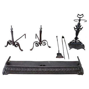 6 Fireplace accessories in wrought iron and cast iron, early 19th century