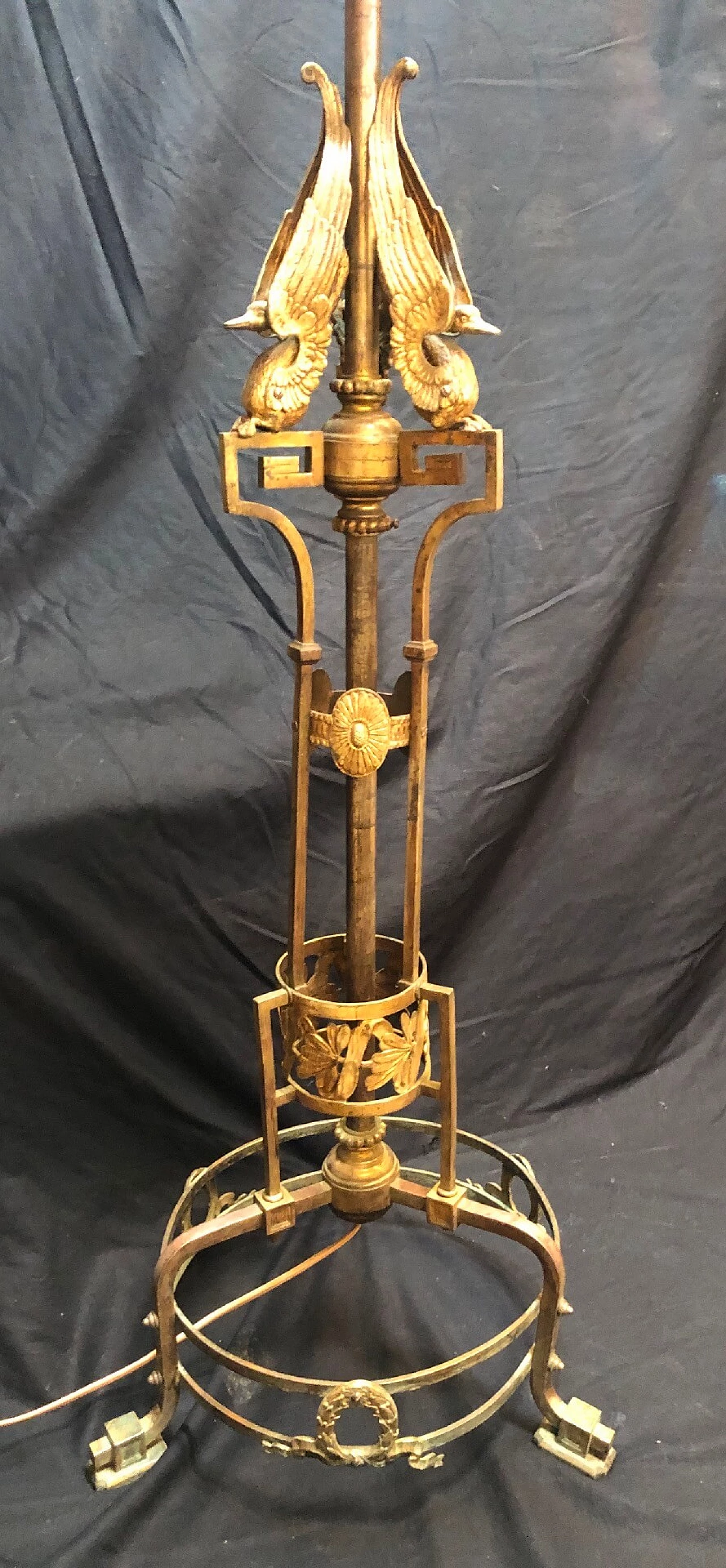 Lampada da terra in bronzo e stoffa, metà '900 3