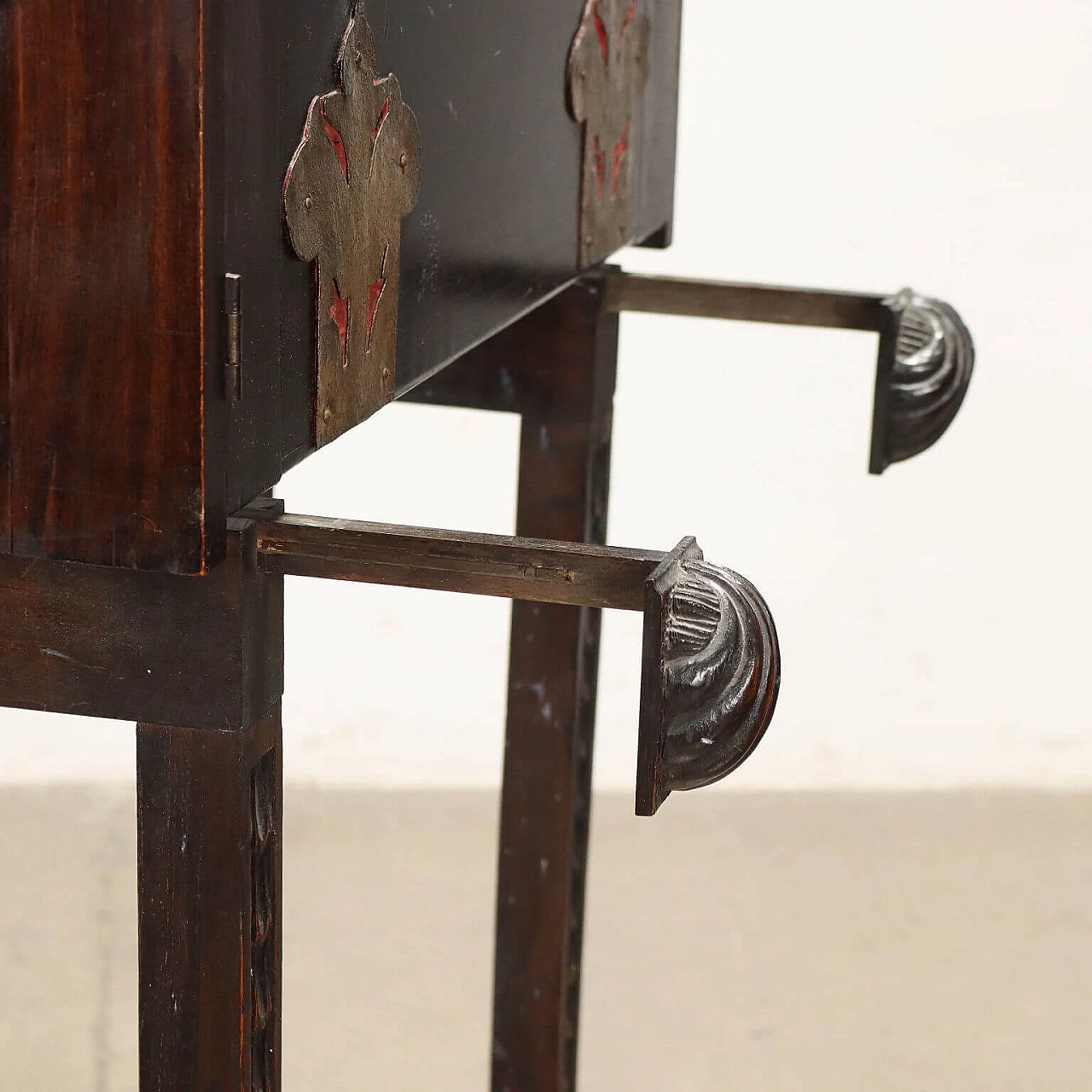 Small cabinet in ebonised wood, early 20th century 7