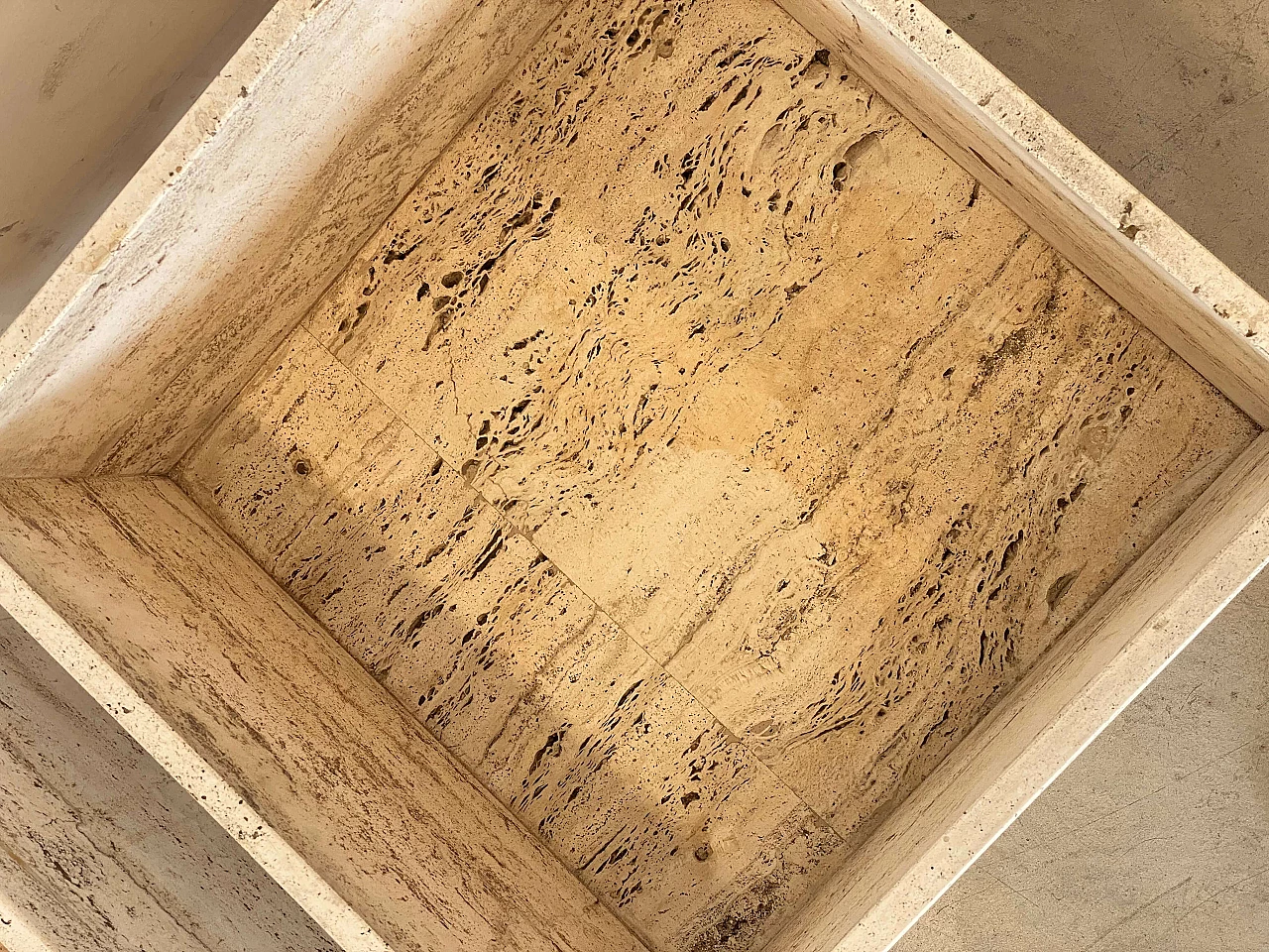 Pair of travertine planters with wheels, 1970s 2