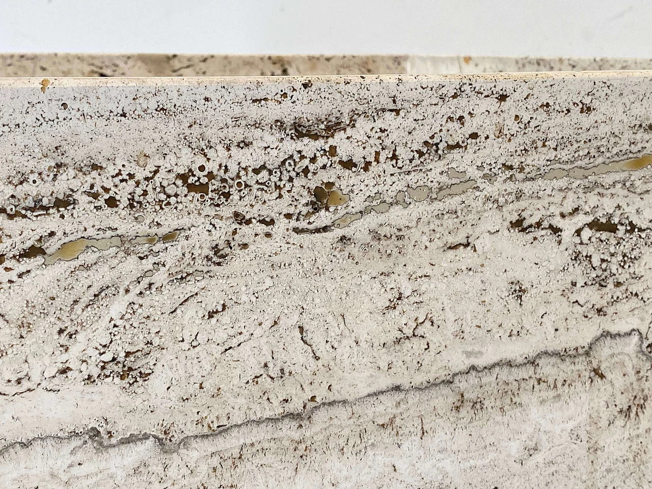 Pair of travertine planters with wheels, 1970s 9