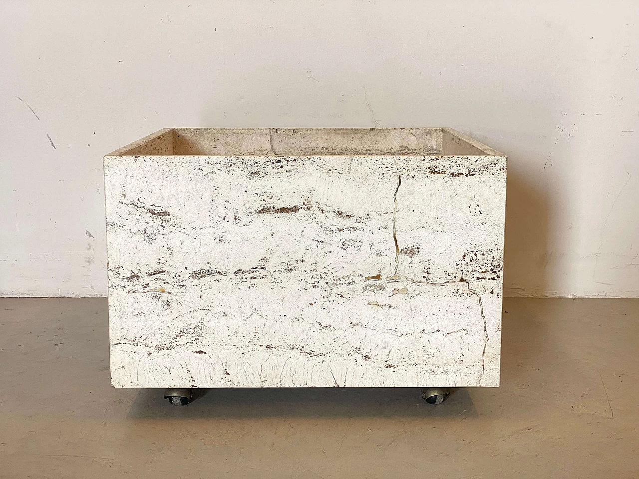 Pair of travertine planters with wheels, 1970s 10