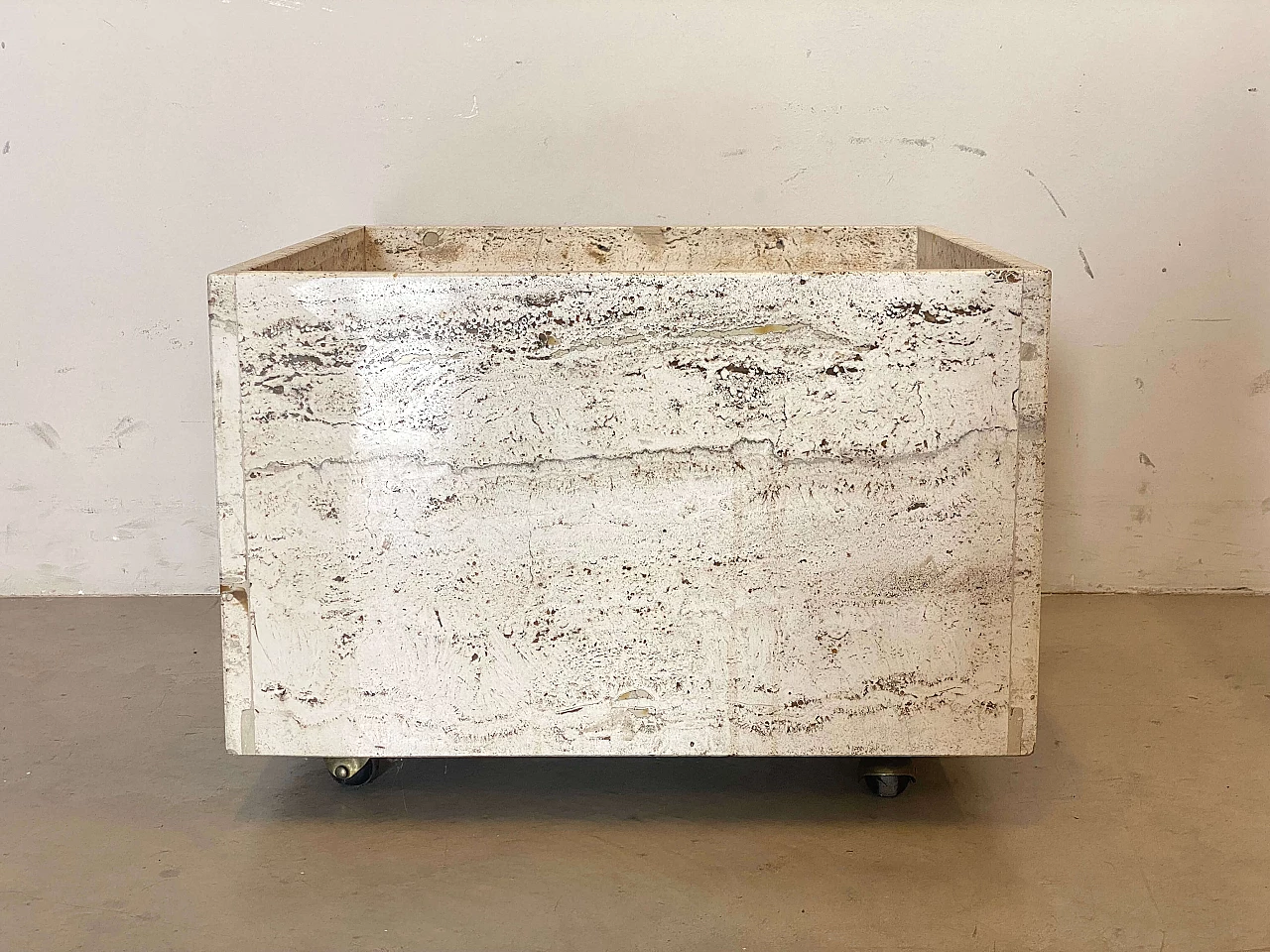 Pair of travertine planters with wheels, 1970s 18