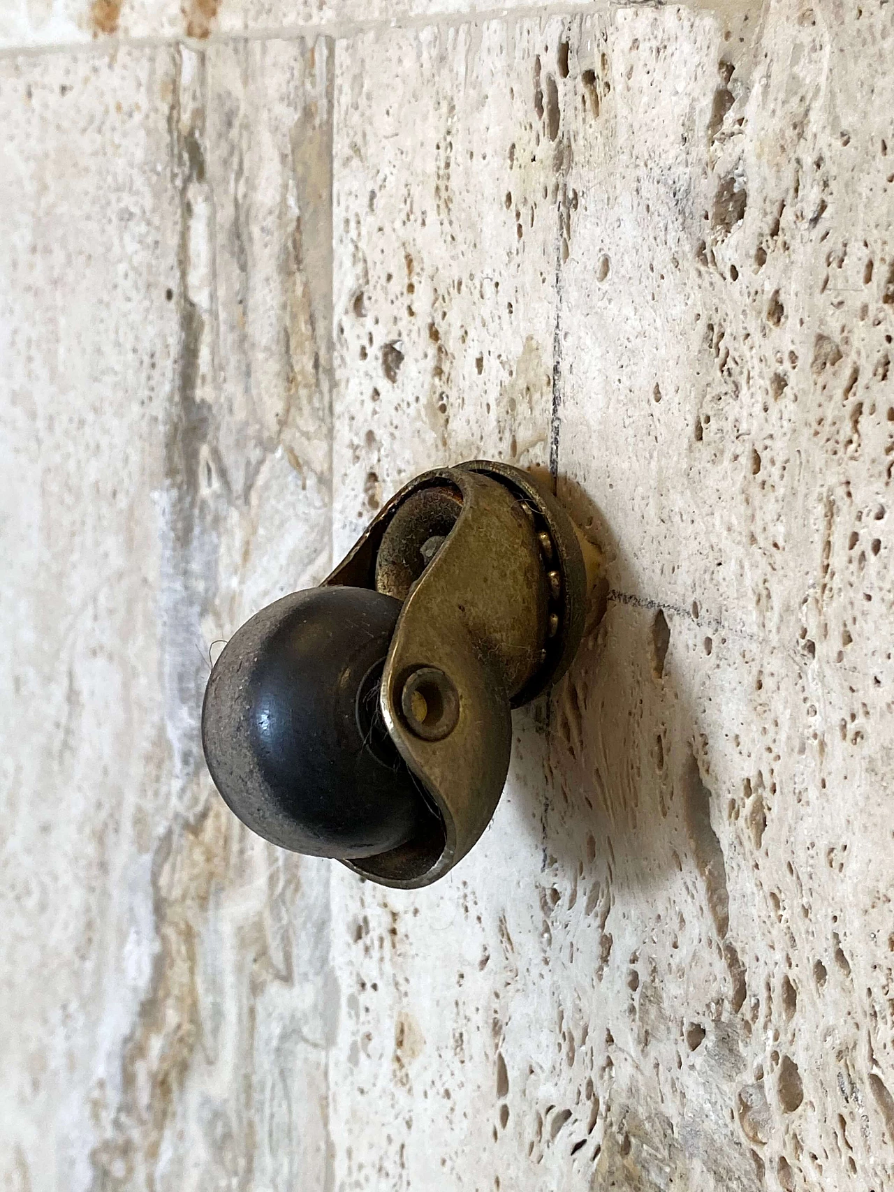 Pair of travertine planters with wheels, 1970s 20