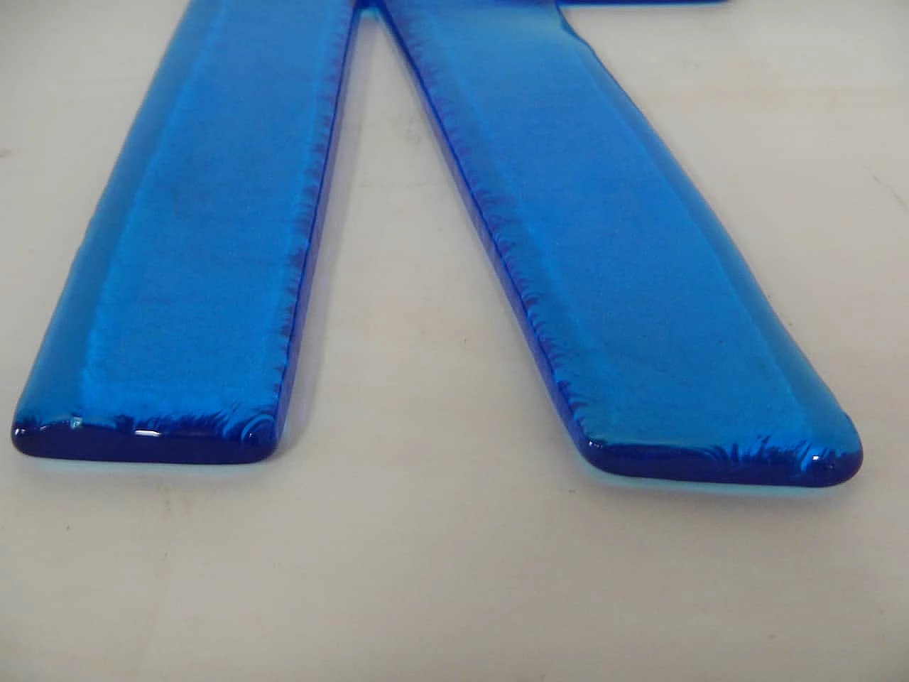Blue glass letter R, 1980s 6