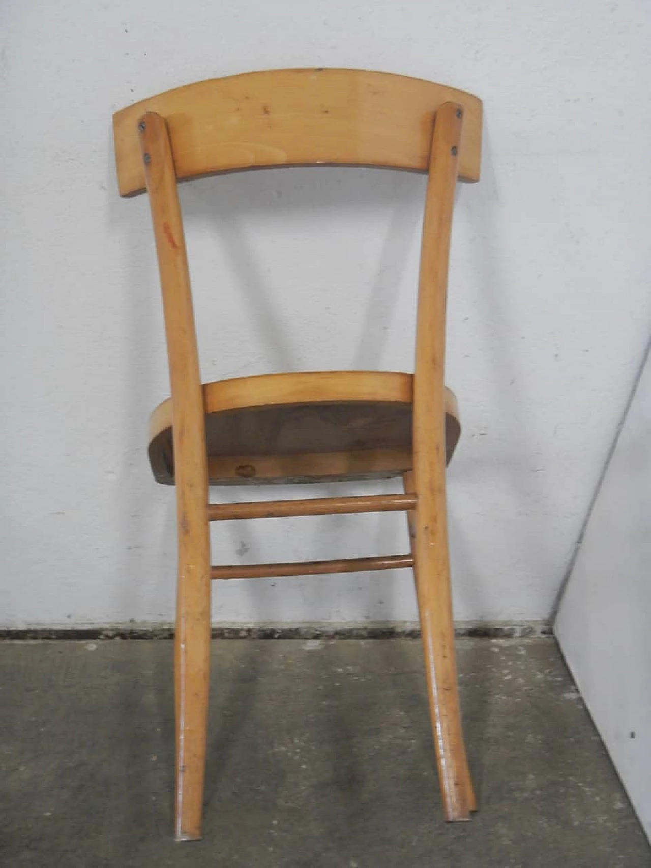8 Beech chairs, 1950s 9