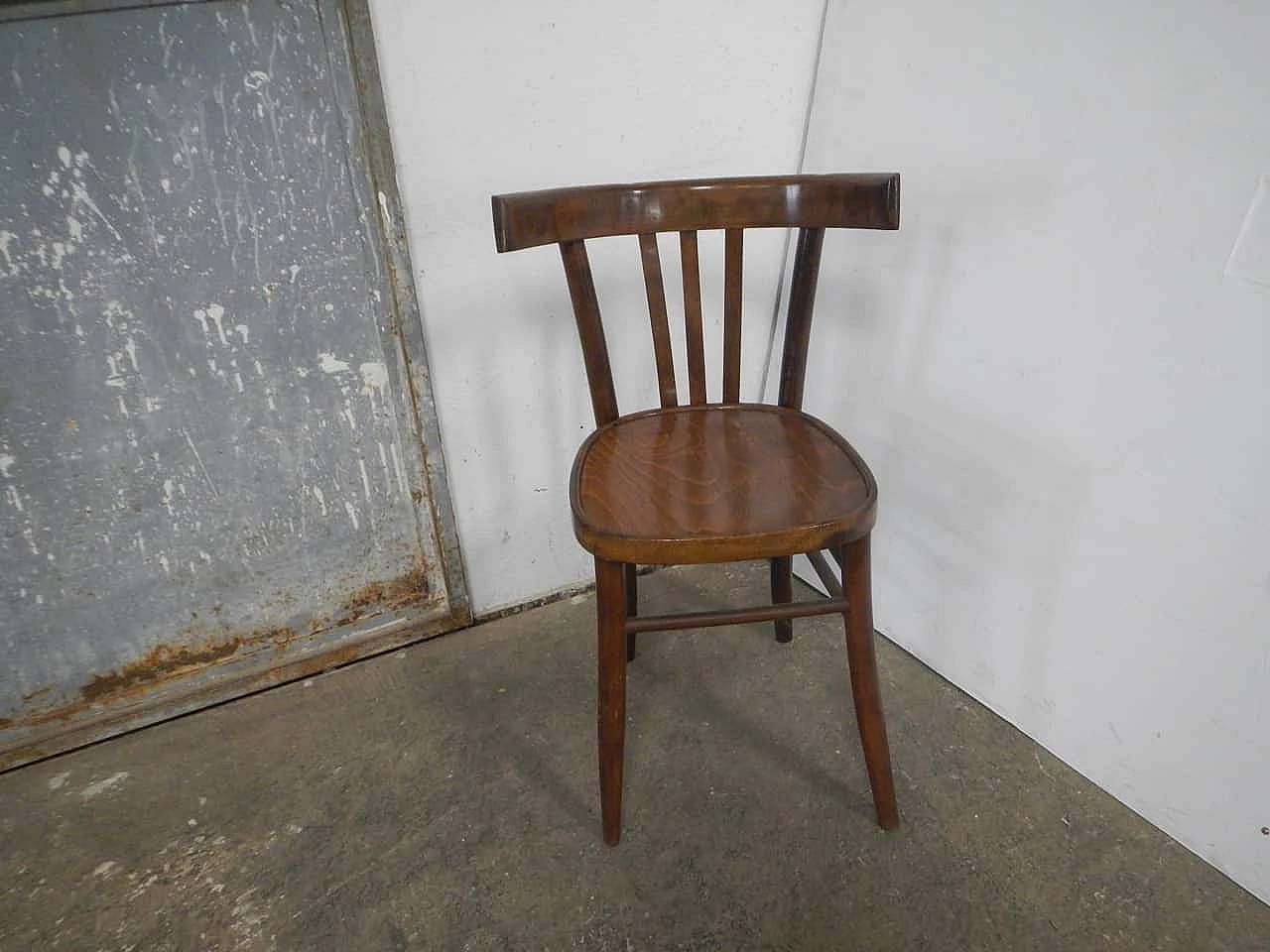 Sedia in faggio tinto con schienale in legno curvato, anni '50 1