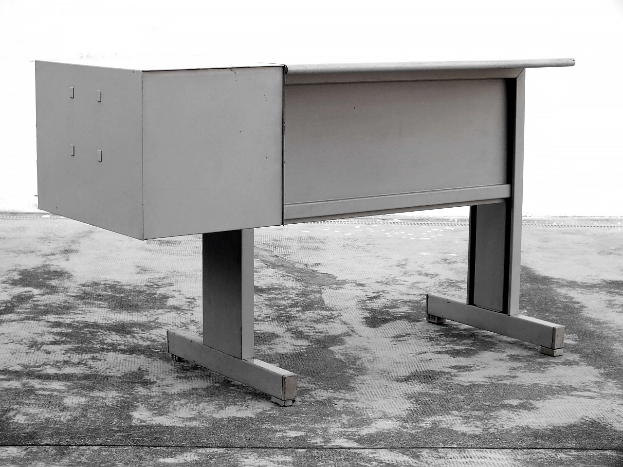 Synthesis desk by Ettore Sottsass for Olivetti, 1970s 3