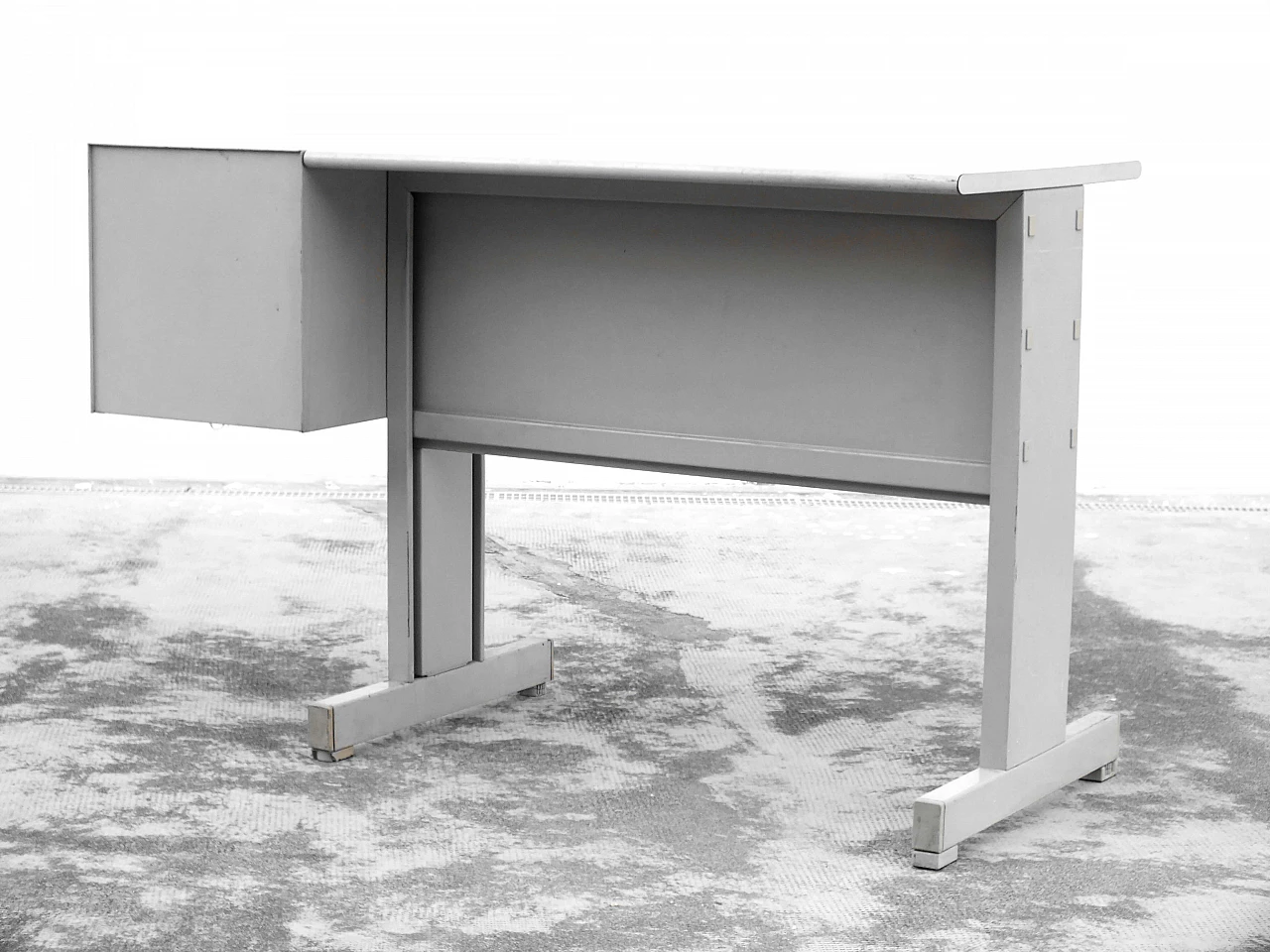 Synthesis desk by Ettore Sottsass for Olivetti, 1970s 4